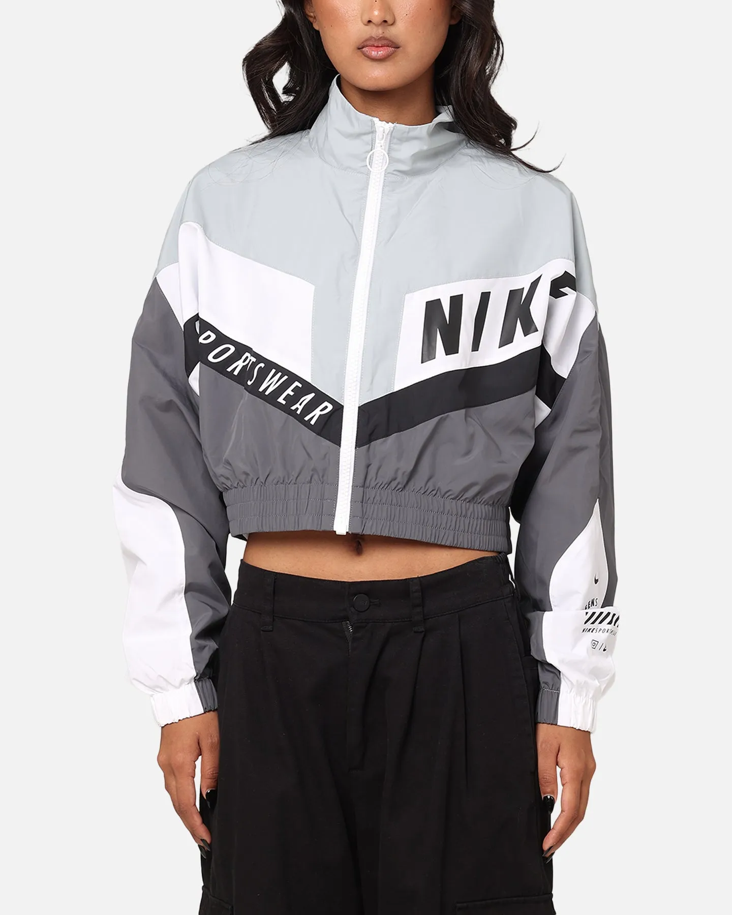 Nike Women's Sportswear Woven Street Jacket Iron Grey/Light Pumice/White Double Layered Edges Weight Distribution System