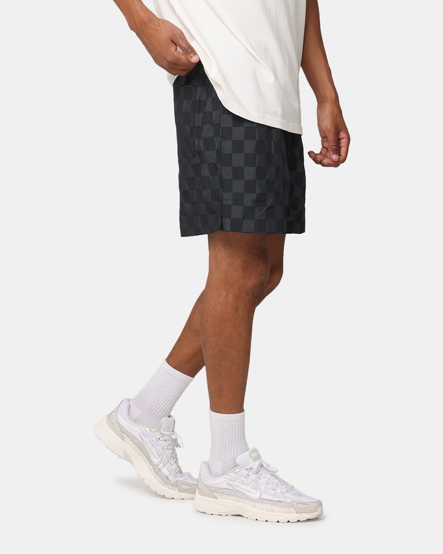 Nike Club Flow Shorts Black hat