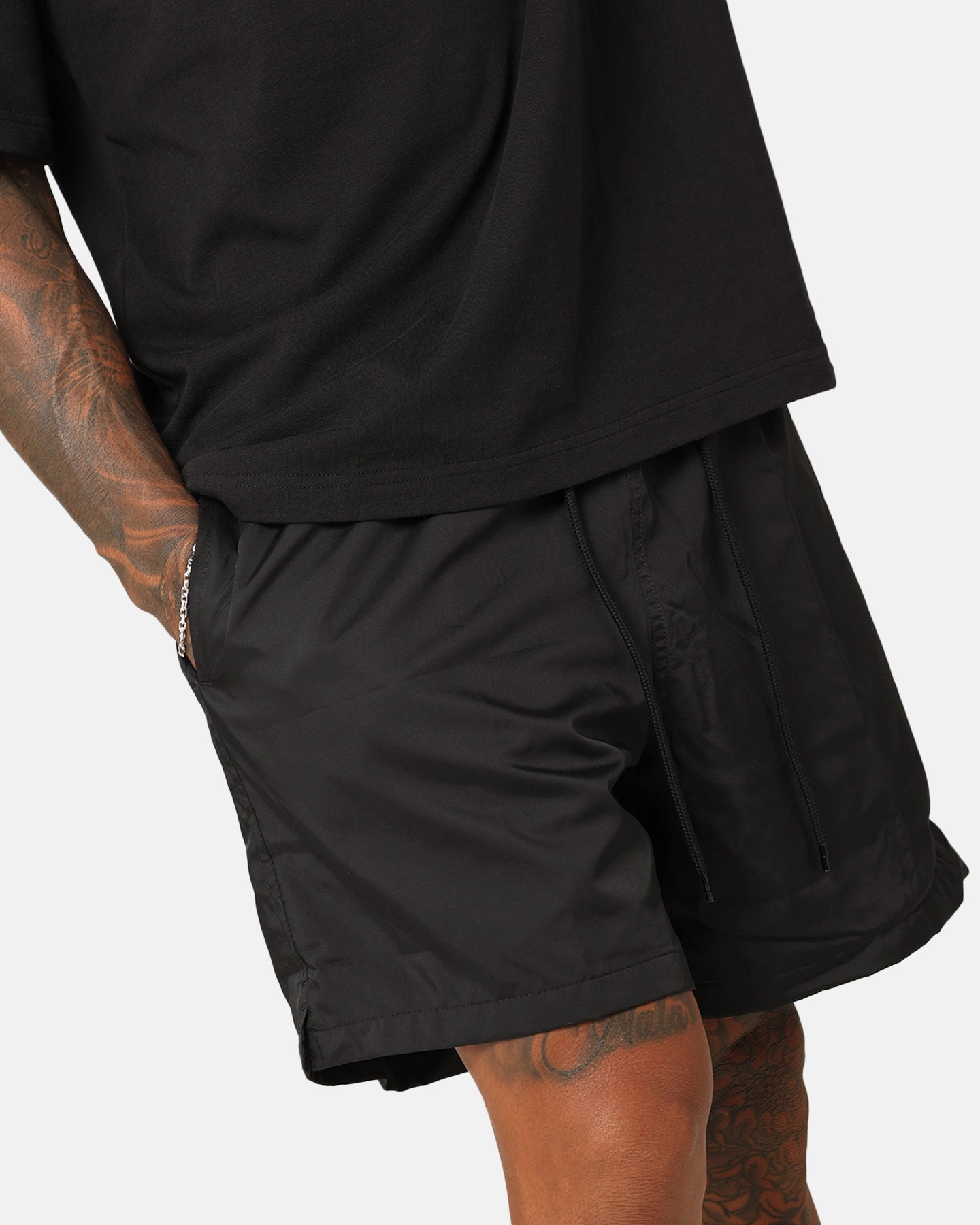 Nike Club Flow Shorts Black/White Casual Outfit Abrasion Resistant Fabric