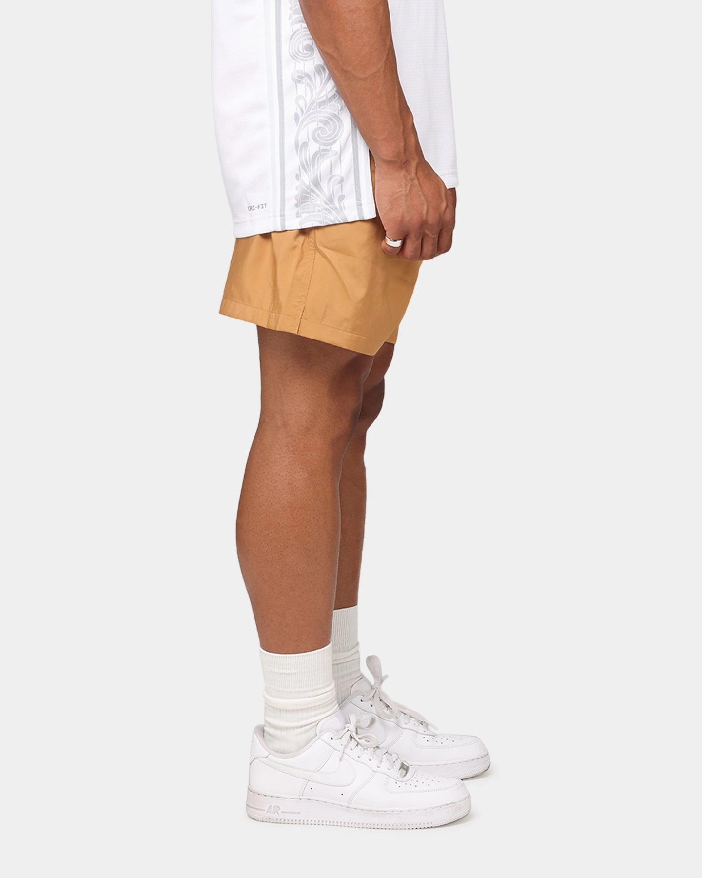 Eye-catching Design On-the-Go Shorts Nike Club Flow Shorts Flax