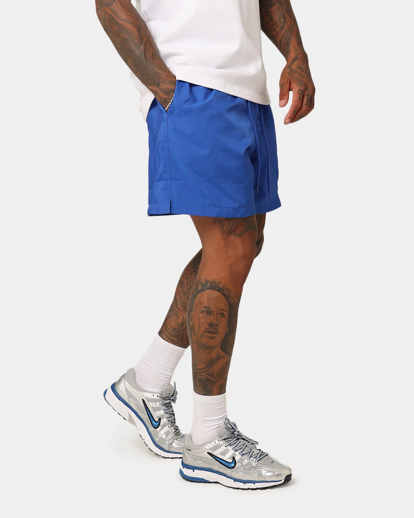 Nike Club Flow Shorts Game Royal/White Stretchy Waist Back pockets