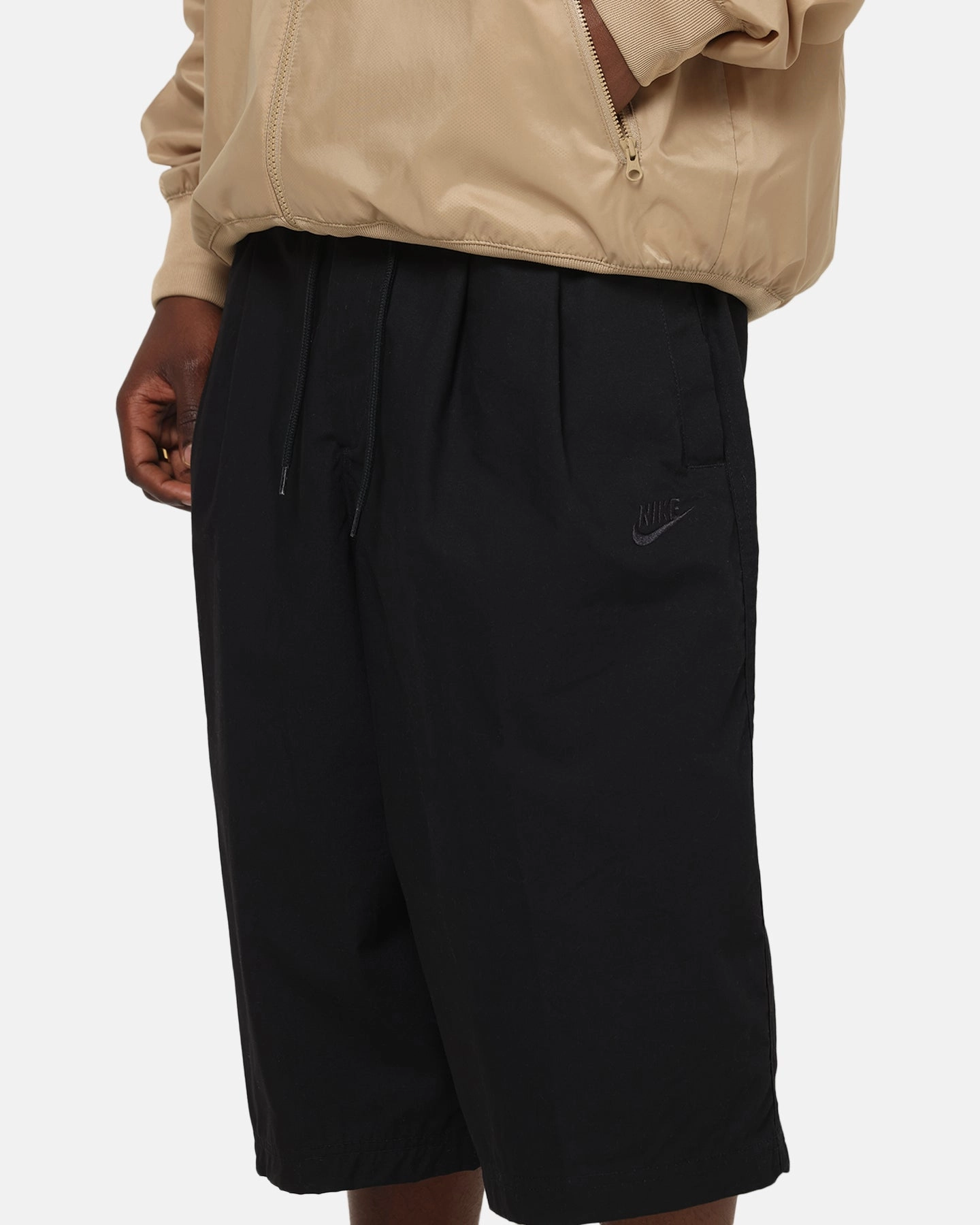Nike Club Sheoul Oversized Shorts Black/Black RecycledMaterial Anti Static Lining