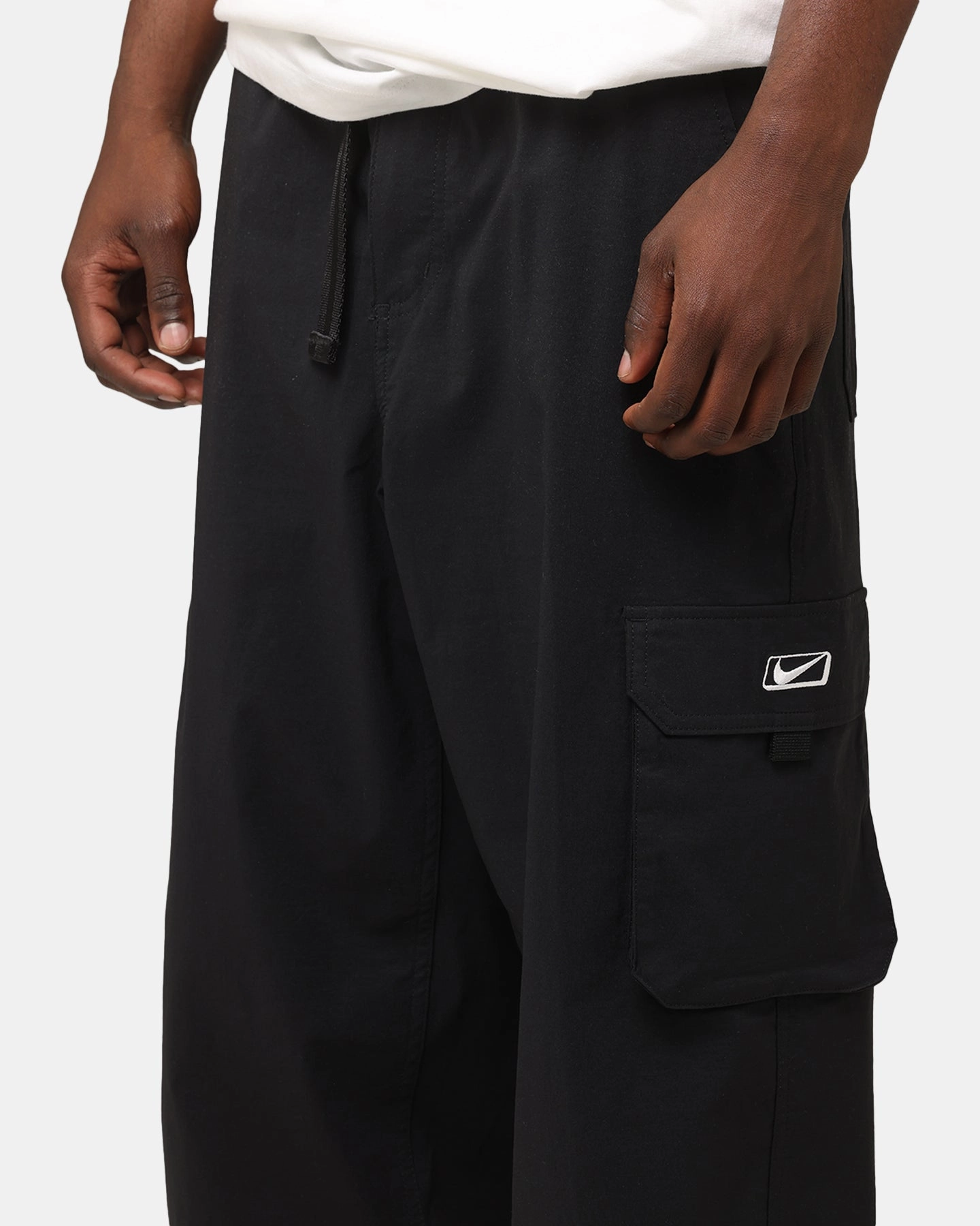 Nike Kearny Cargo Pants Black/White Lightweight Fabric