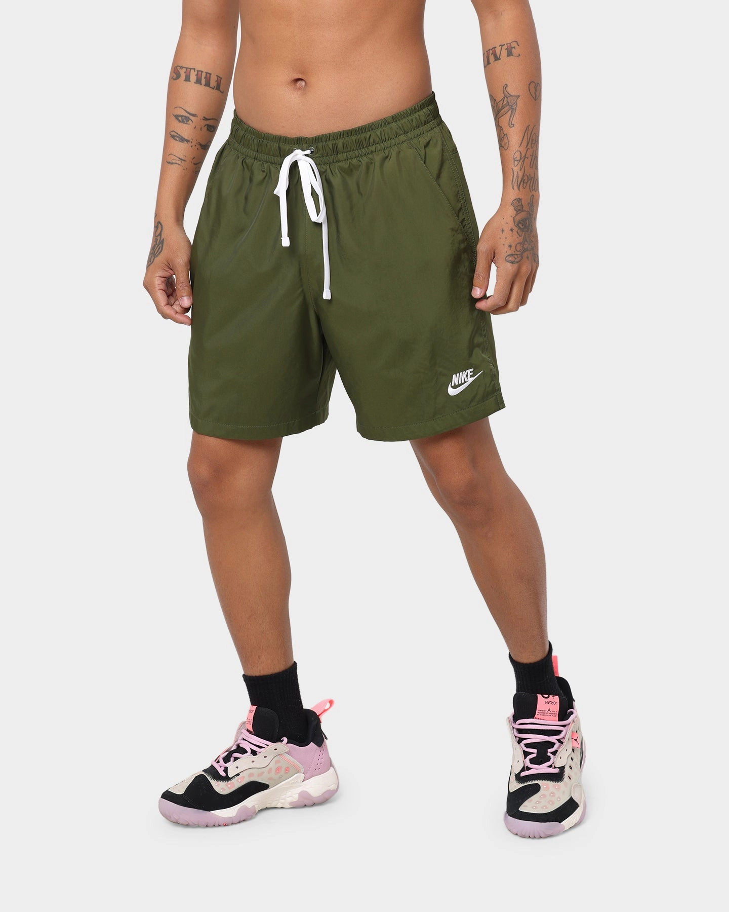 Travel Style Nike Nike Sportswear Woven Lined Shorts Rough Green/White