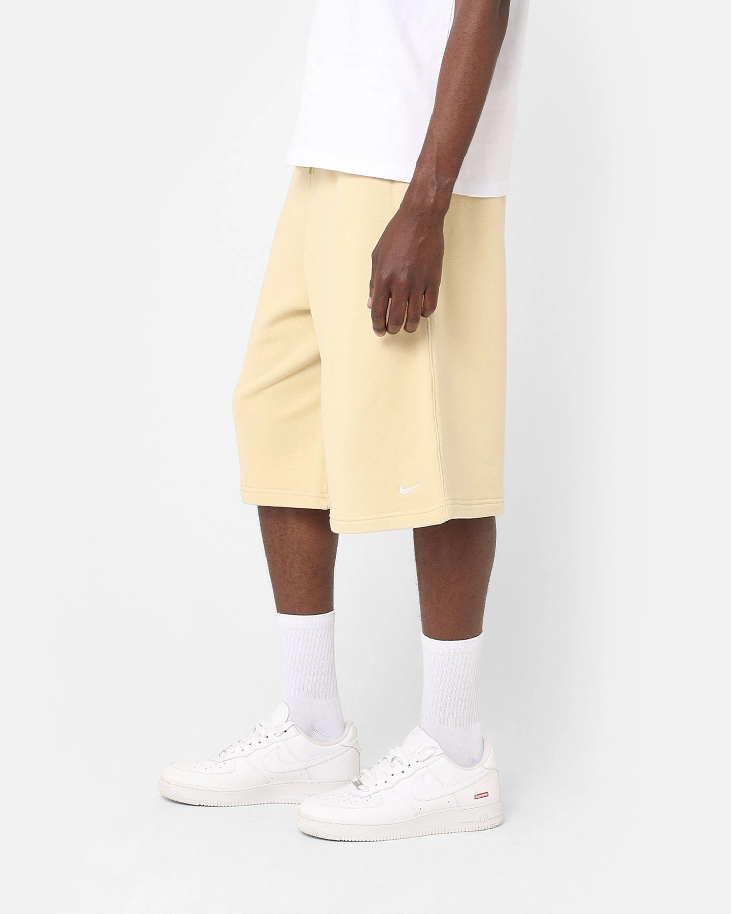 Nike Sportswear Circa French Terry Shorts Team Gold Comfortable Shorts