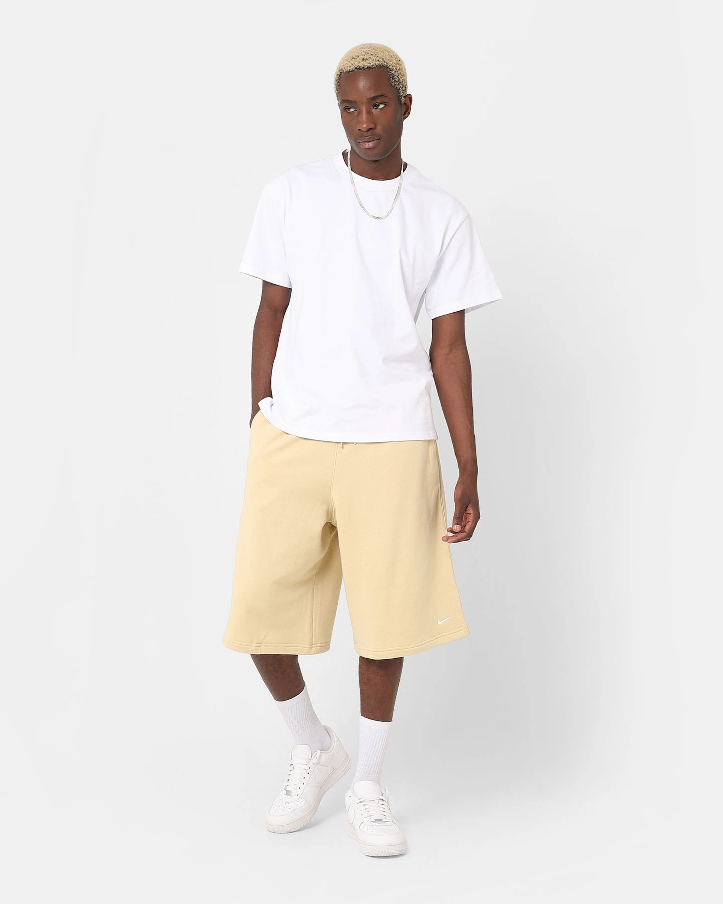 Nike Sportswear Circa French Terry Shorts Team Gold Low Bulk Construction