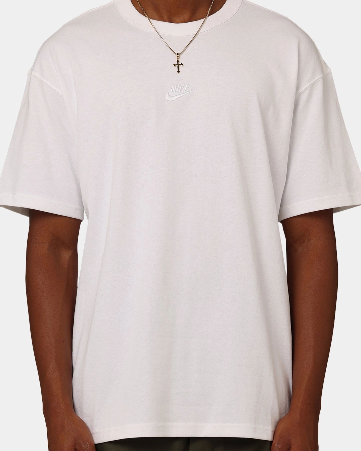 Outdoor Leisure Look Versatile Wardrobe Piece Nike Sportswear Premium Essentials Sustainable T-Shirt White/White
