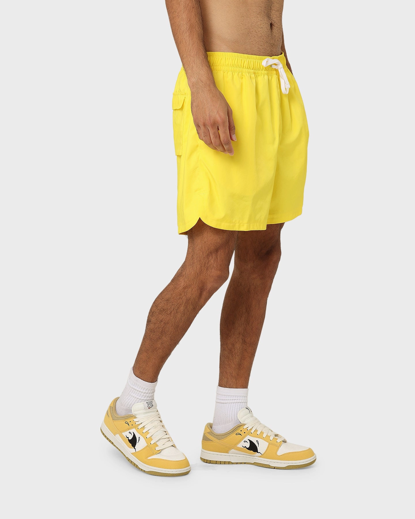 Nike Sportswear Sport Essentials Woven Lined Flow Shorts Yellow Strike/White clubbing attire Four Way Stretch Fabric