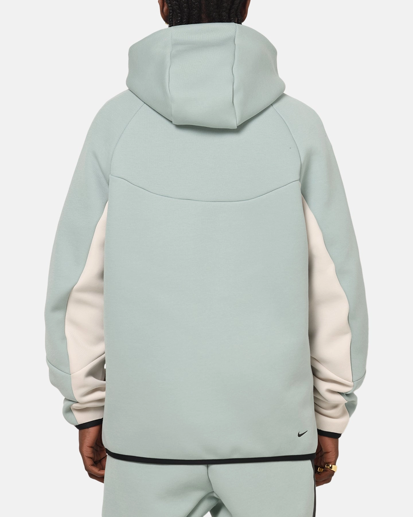 School Days Nike Sportswear Tech Fleece Windrunner Jacket Dusty Sage