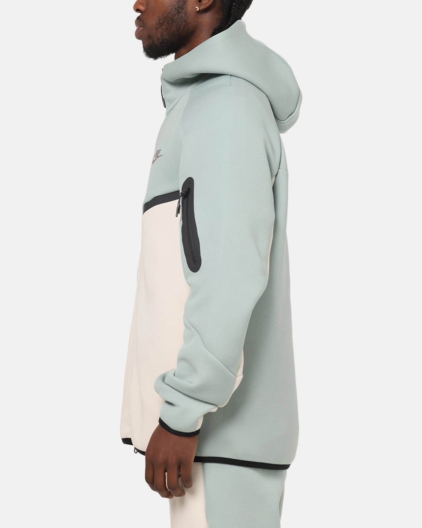 Nike Sportswear Tech Fleece Windrunner Jacket Dusty Sage Laser Cut Details