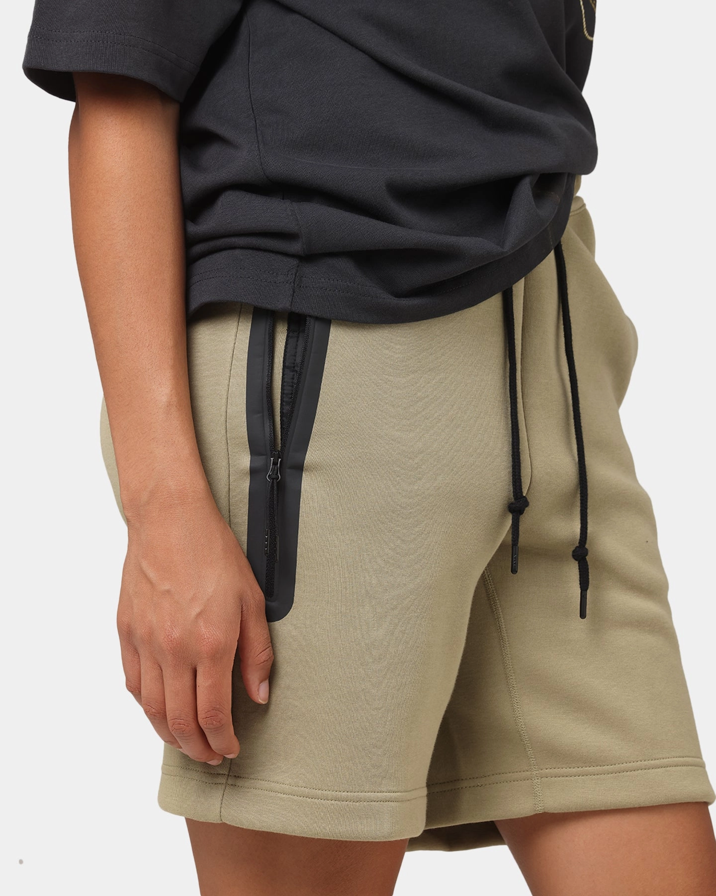 Moisture Controlled Lining Nike Tech Fleece Shorts Neutral Olive