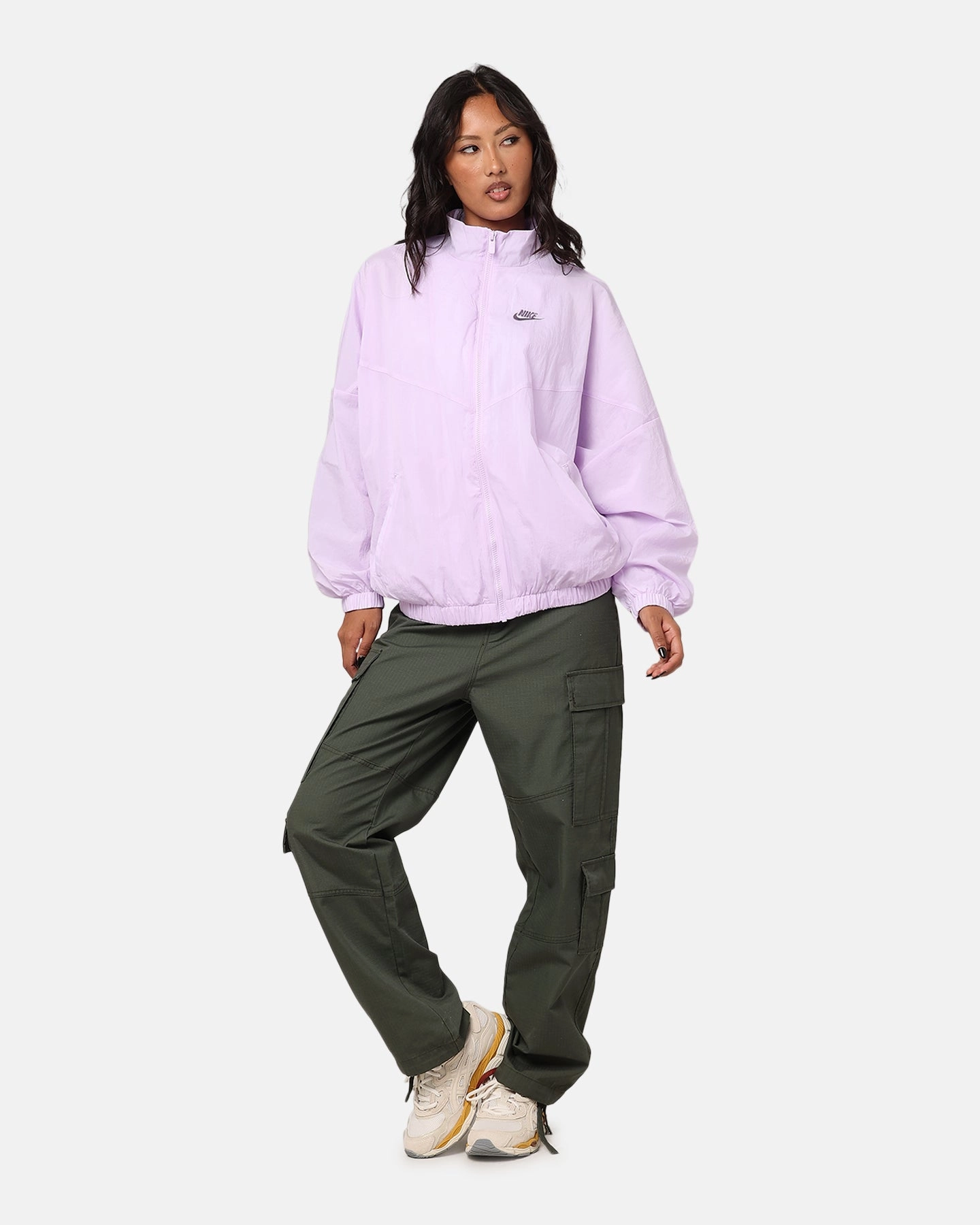 Nike Women's Sportswear Essential Woven Windrunner Jacket Violet Mist/Violet Mist-Daybreak Taped Edges Abrasion Resistant Surface