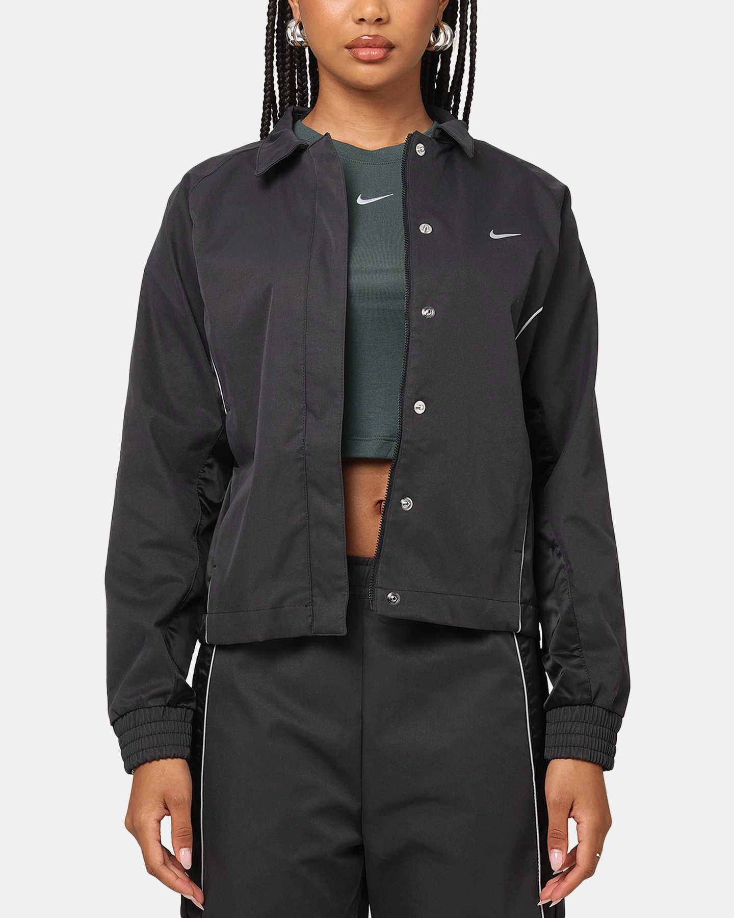 rainy - day gear suitable for photography Nike Women's Sportswear Woven Full Zip Jacket Black/Black