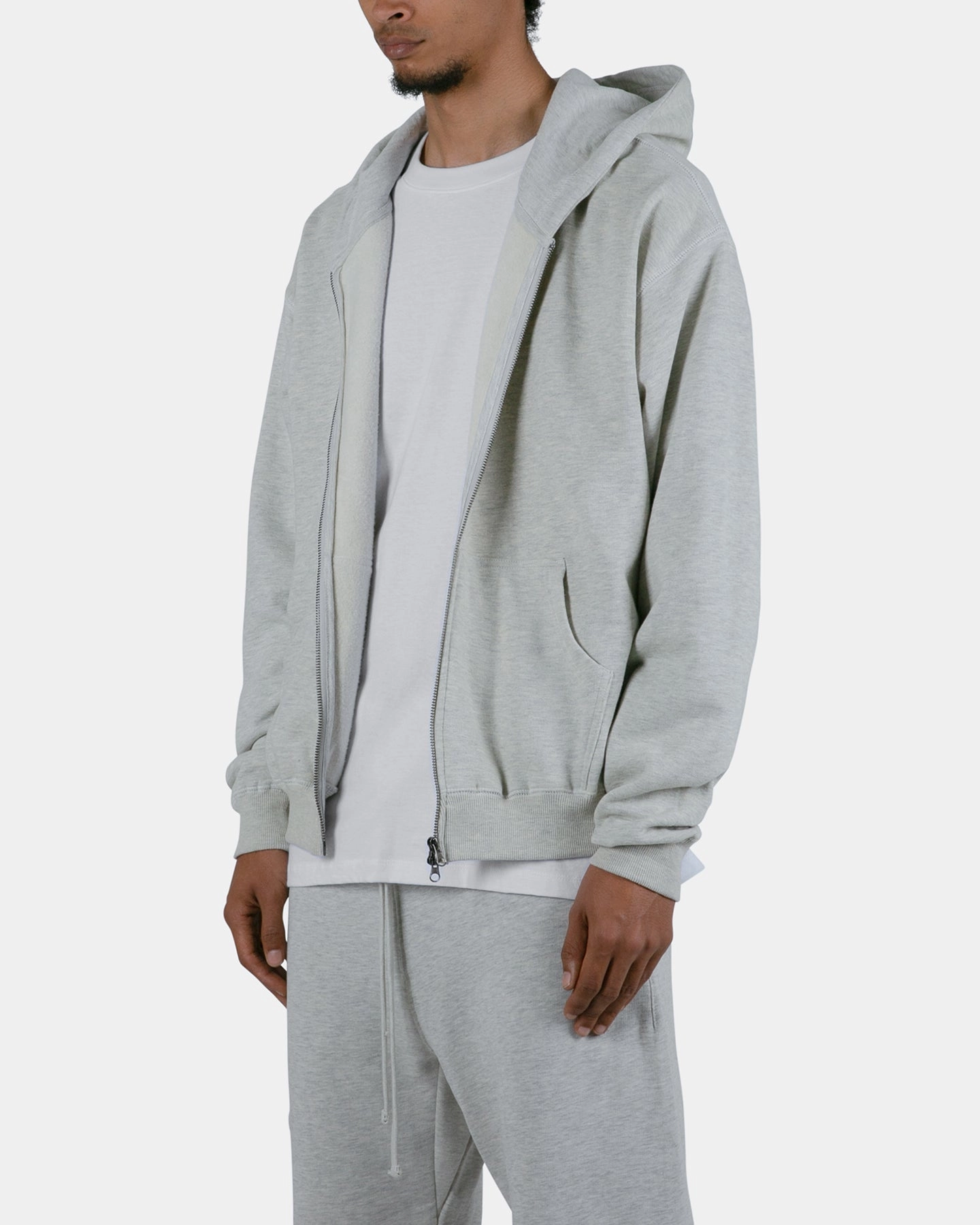 suitable for advertising campaigns MNML Basic Zip Up Hoodie Grey