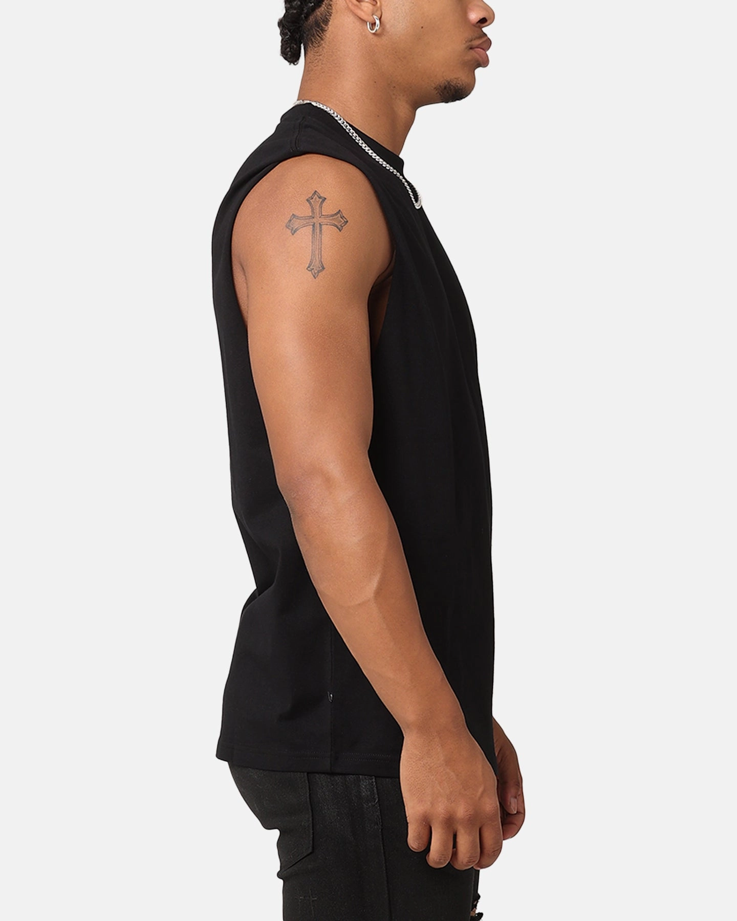 Indoor Comfort Chic Vibes Saint Morta Daggers Oversized Muscle T-Shirt Black/Gold