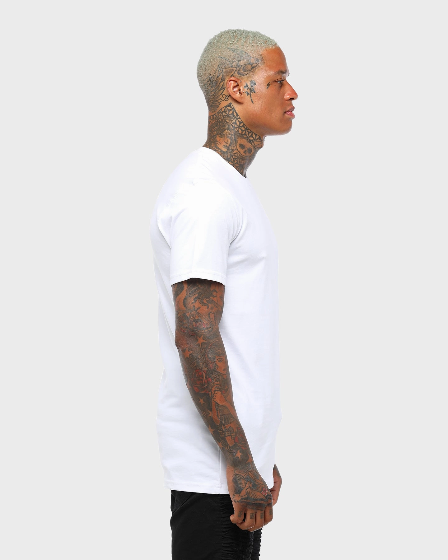 Tight fit sexiness AS Colour Plain Staple T-Shirt White