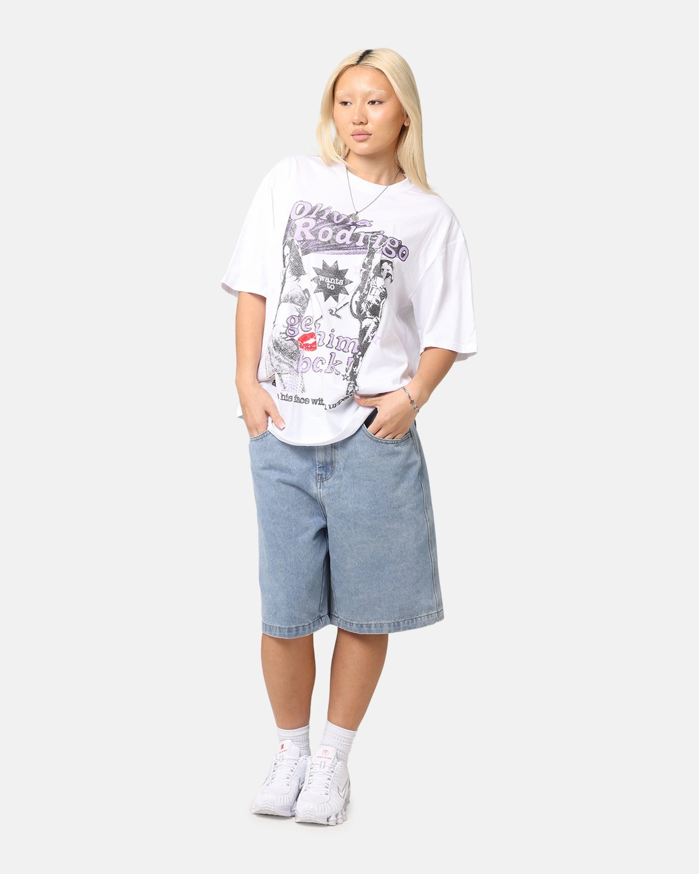 Daily Outfit Style Glossy Look Olivia Rodrigo Spill Her Guts T-Shirt White