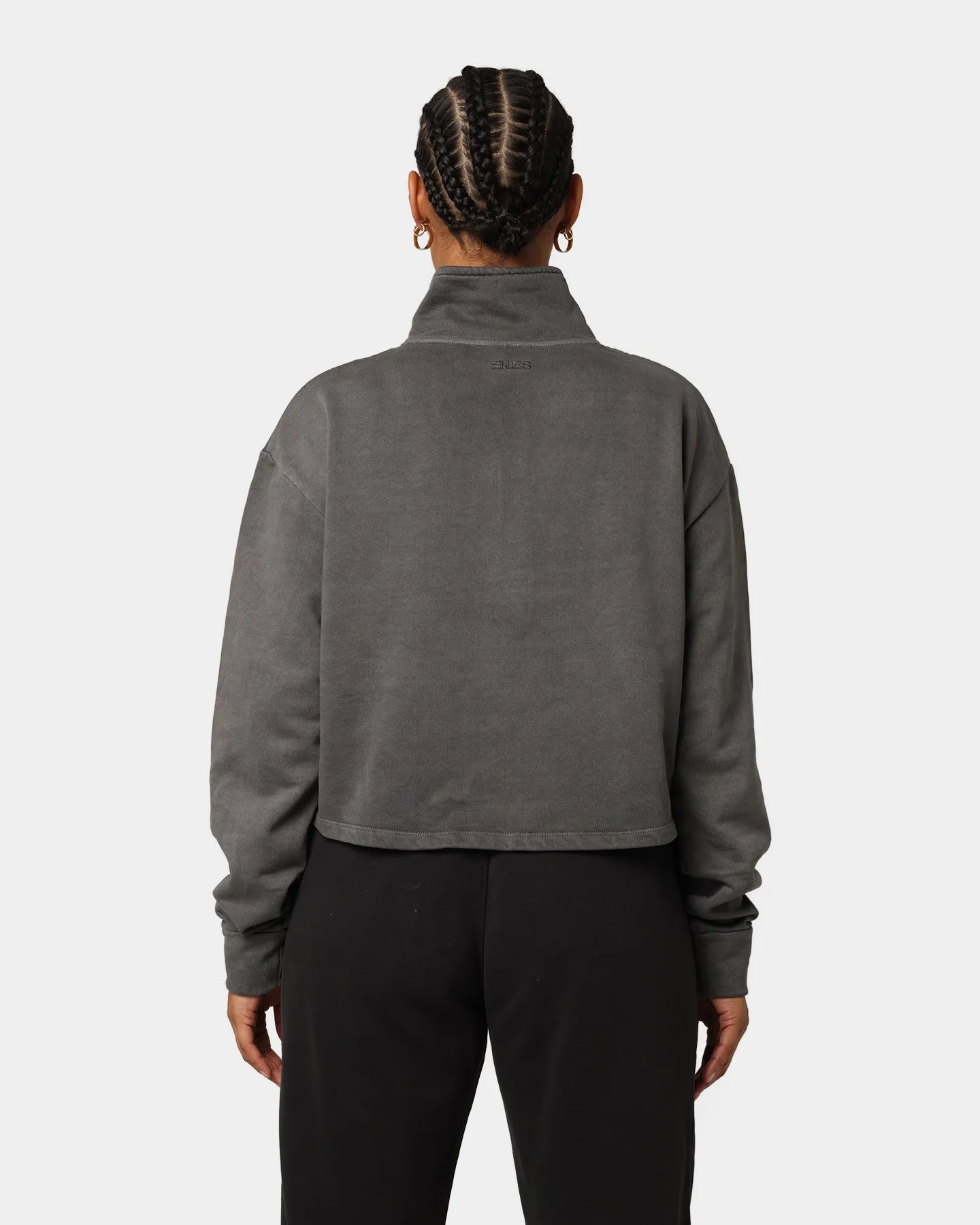 EN ES Women's All Class Cropped Sweat Washed Grey painters