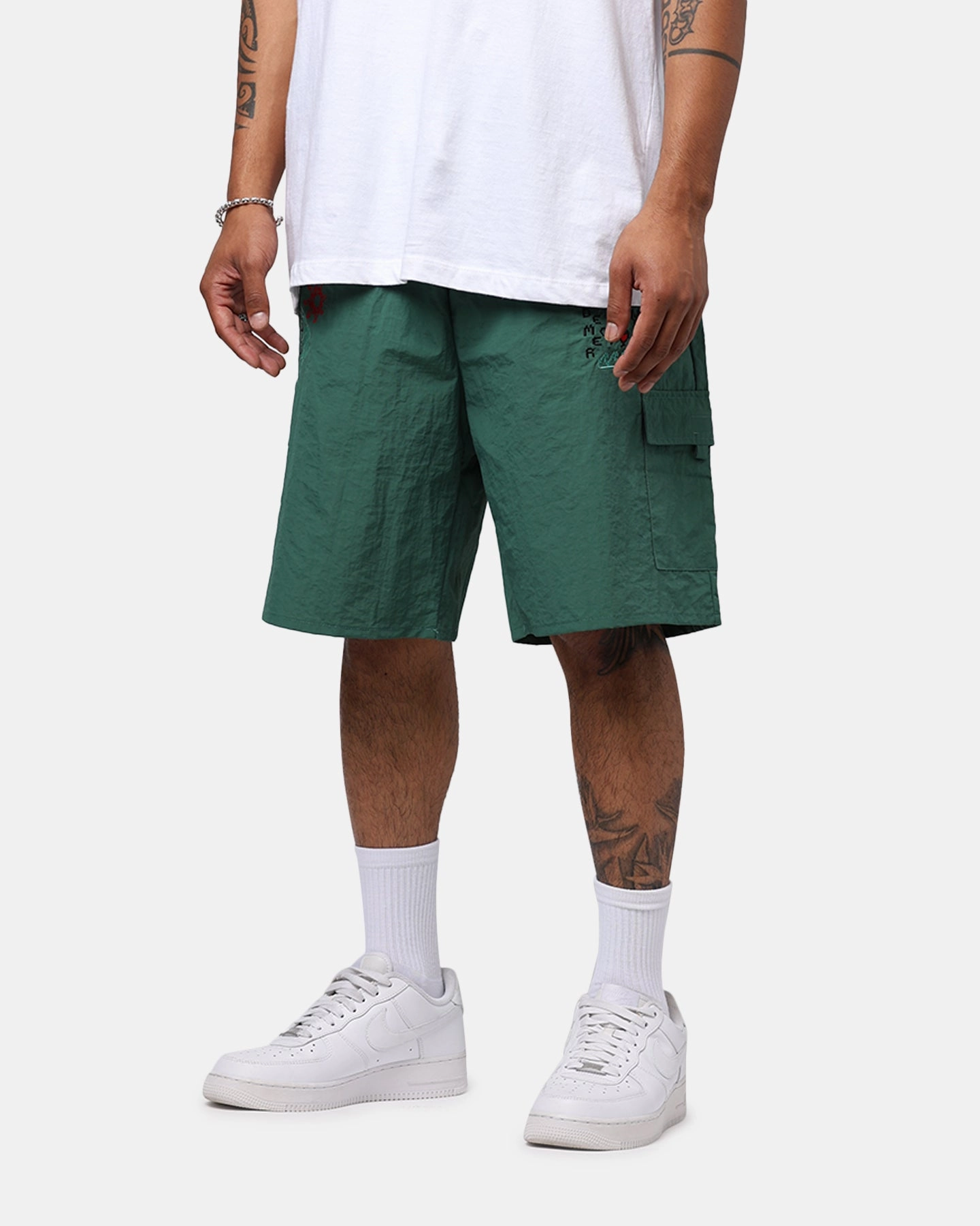 Pas De Mer Postcard Shorts Army Green Breathable Side Vents