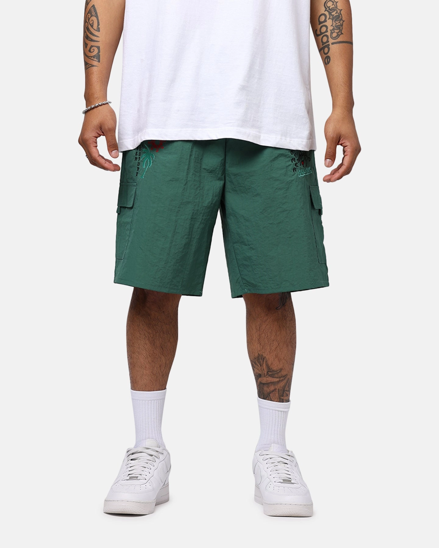 Warm Weather Style Breathable fabric Pas De Mer Postcard Shorts Army Green