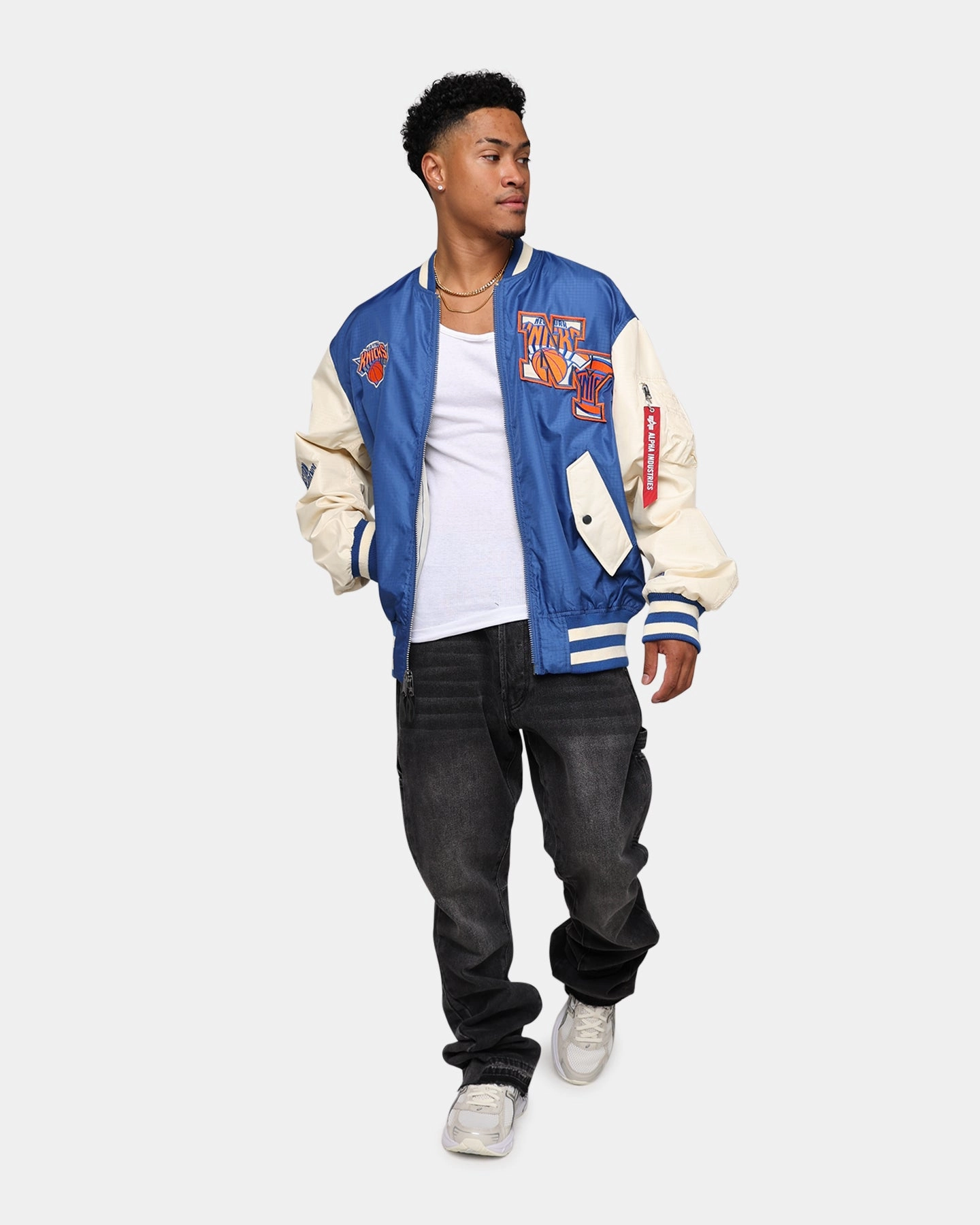 Non Irritating Lining New Era X Alpha Industries New York Knicks L-2B Bomber Jacket Blue