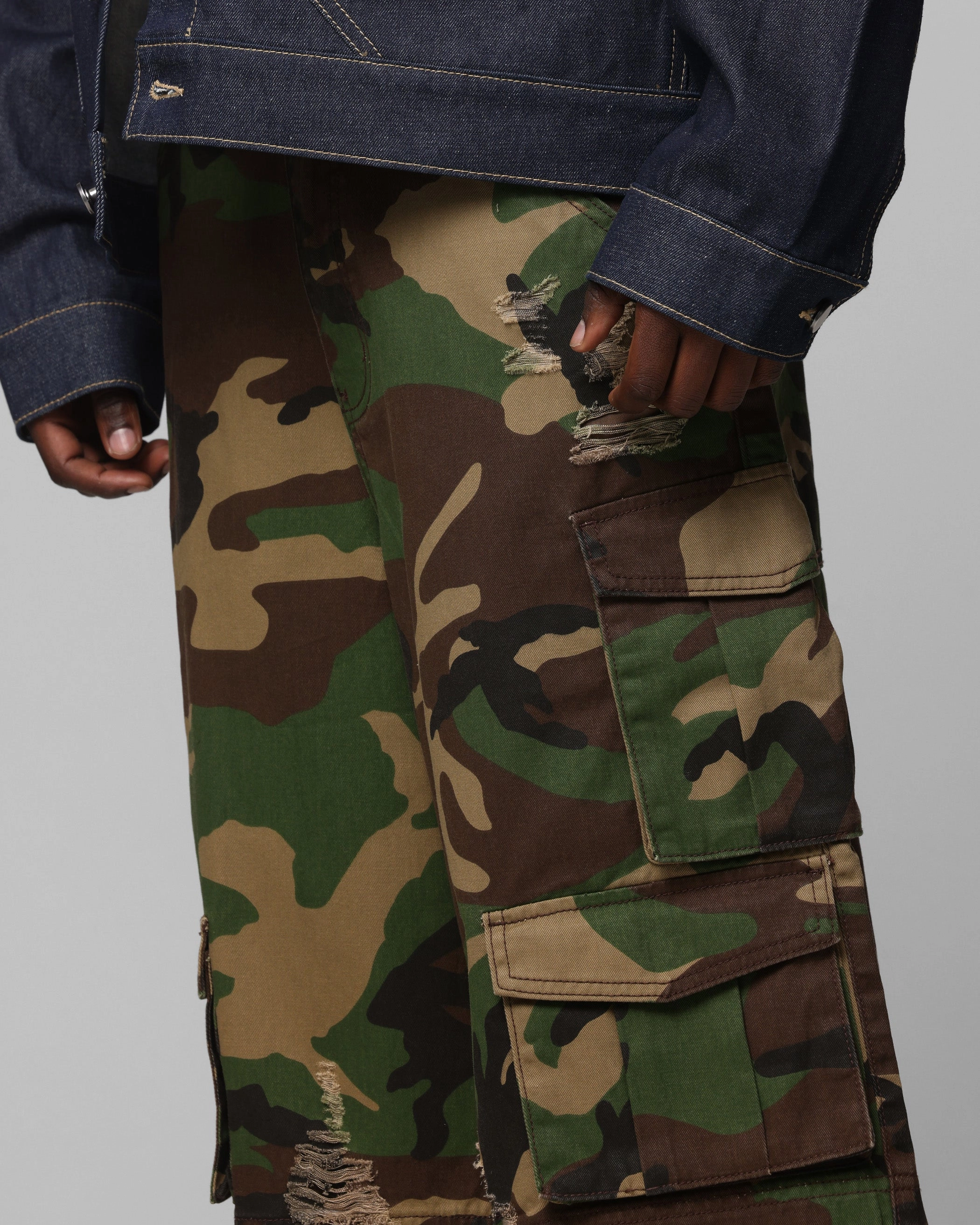 Loiter Collateral Cargo Shorts Camo Stay Flexible Weekend Wear