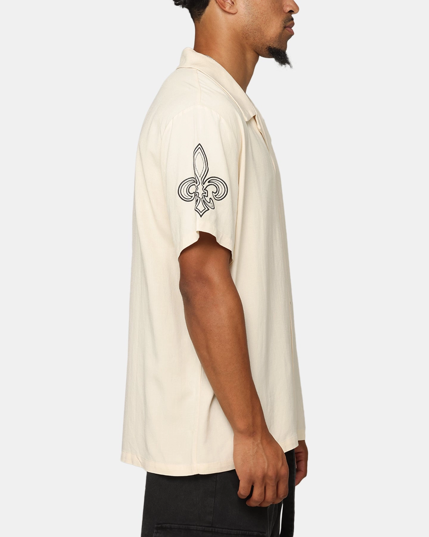 Resort Wear XXIII Fleur Linen Button Up Shirt Off White