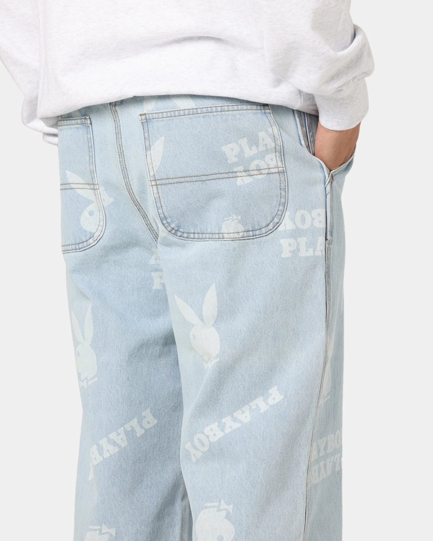 Playboy Mess Denim Jeans Light Indigo Neutral palette Modern Comfort