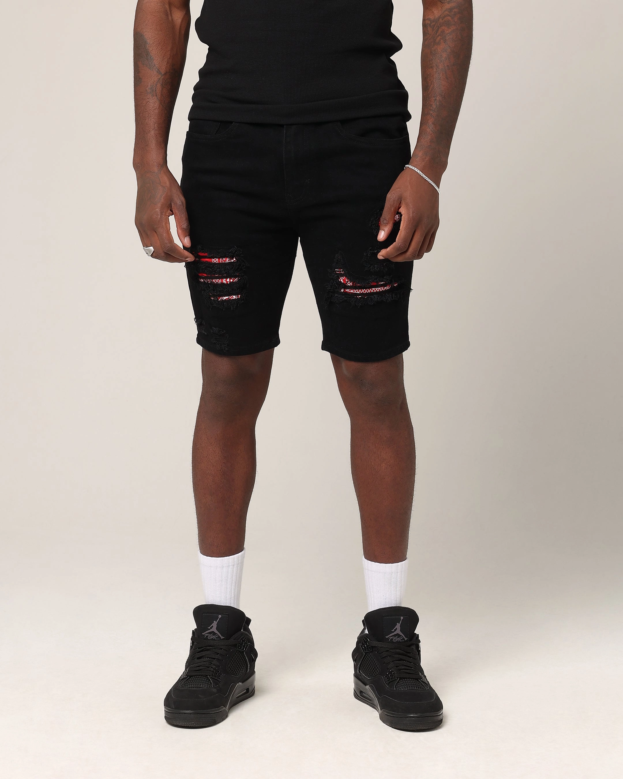 fall shorts Saint Morta Paisley Summum Shorts Black/Red