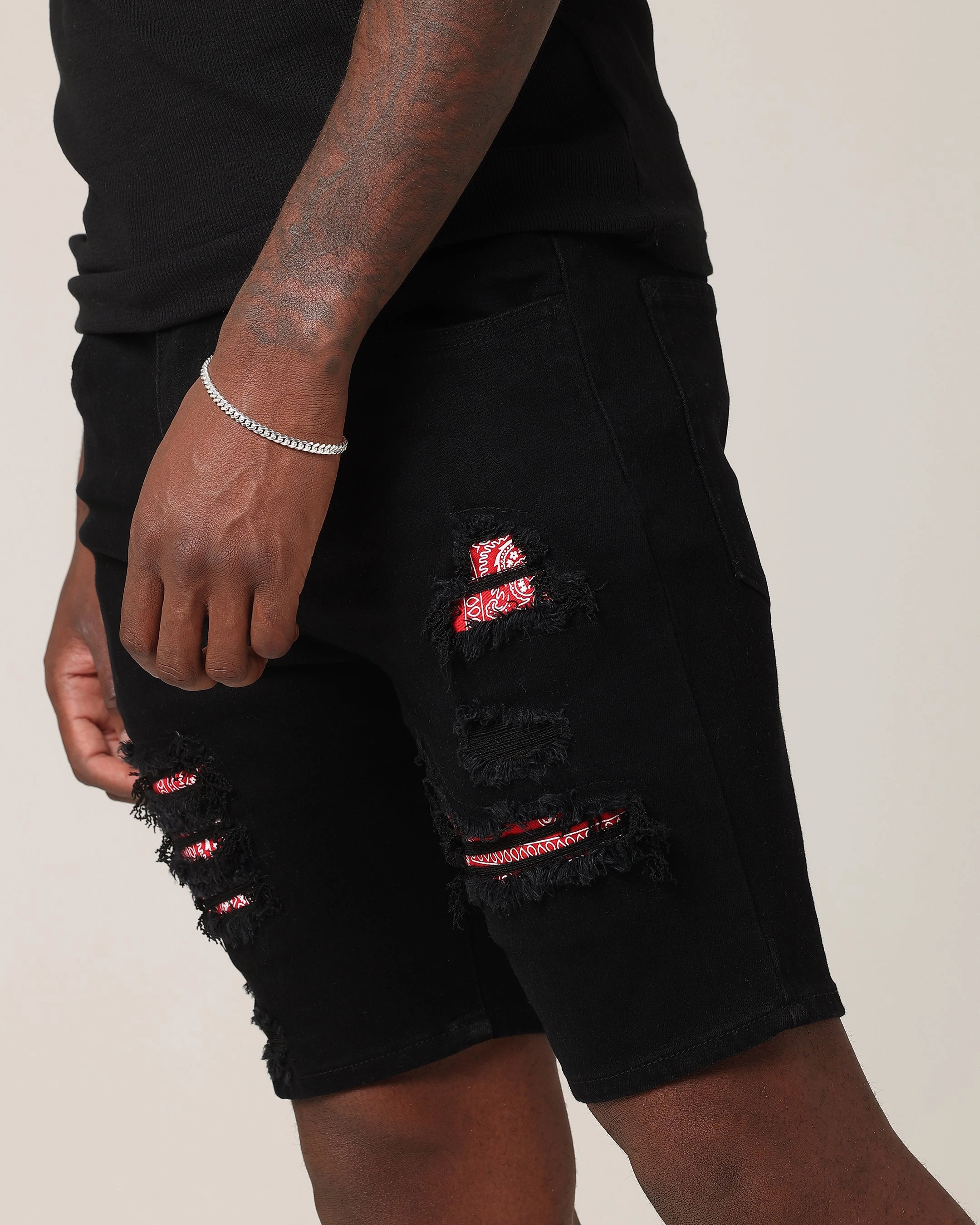 Sweat Wicking Technology Saint Morta Paisley Summum Shorts Black/Red