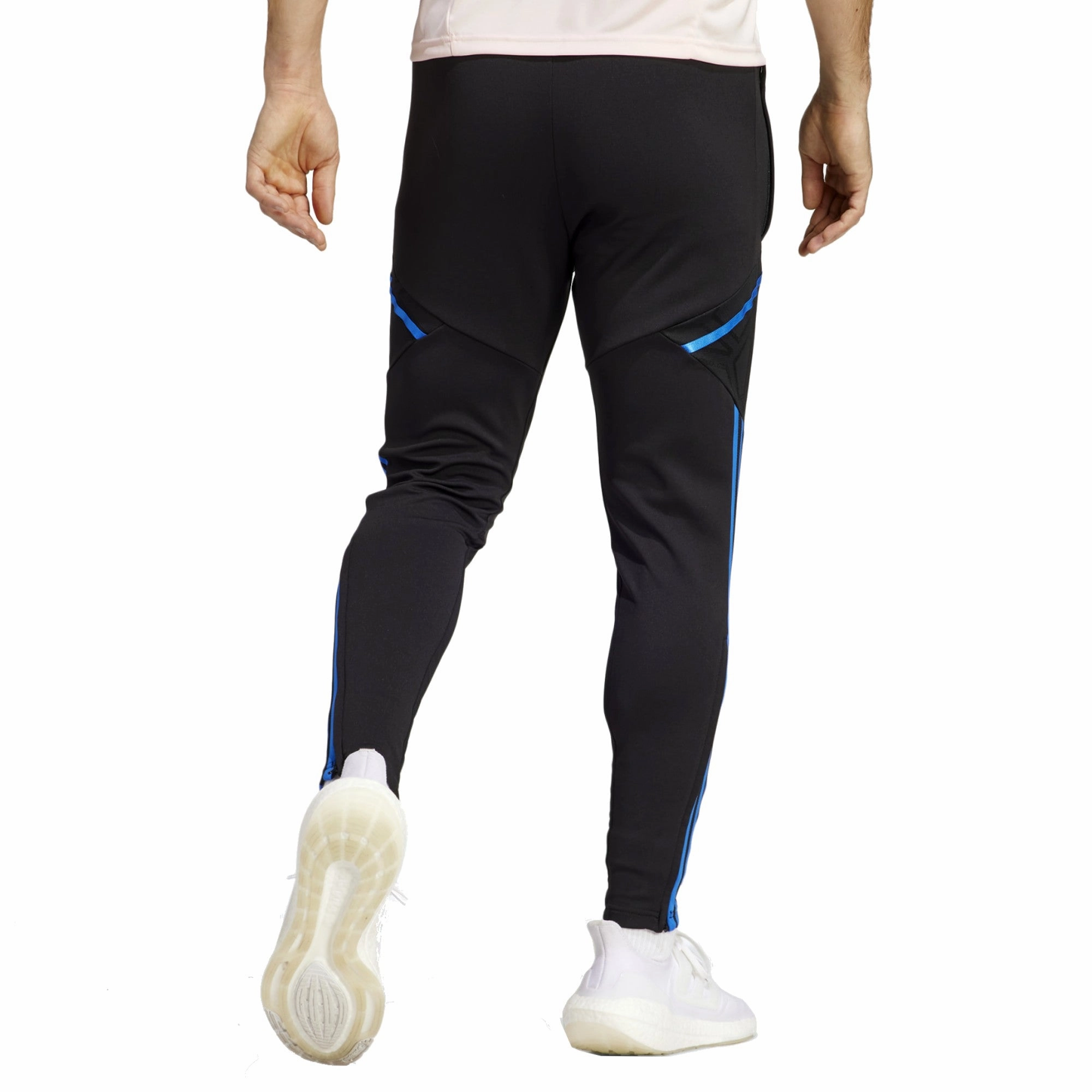 BodyAdaptive Lightweight Compression Design Manchester United hooded training technical tracksuit 2023 - Adidas