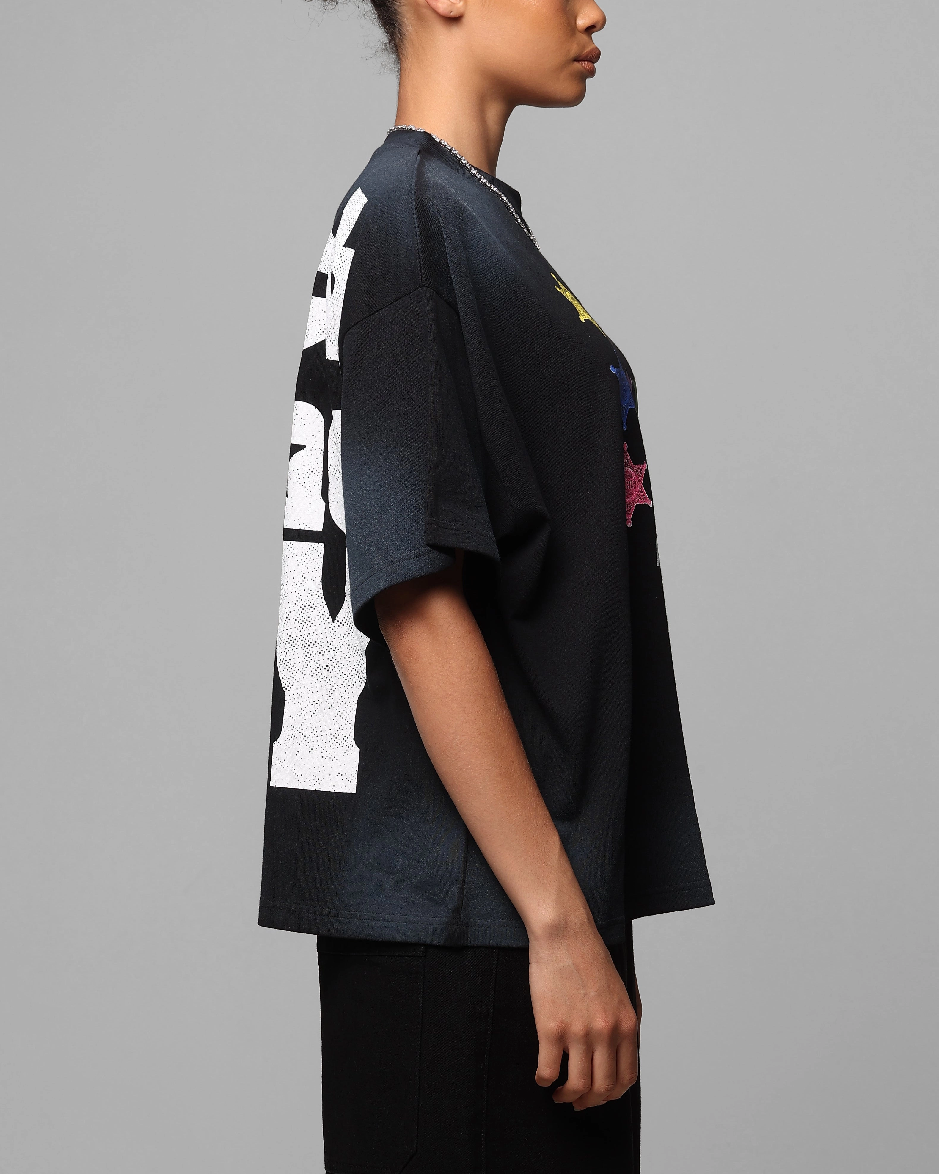 Versatile Look Flexible Ribbed Neckline Loiter Sherif Vintage T-Shirt Washed Black