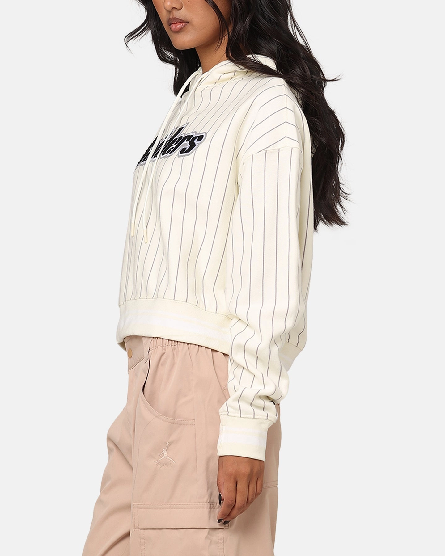 Pro Standard Women's Las Vegas Raiders Fleece Cropped Pullover Hoodie Eggshell/Grey Windproof Wear Travel Fashion