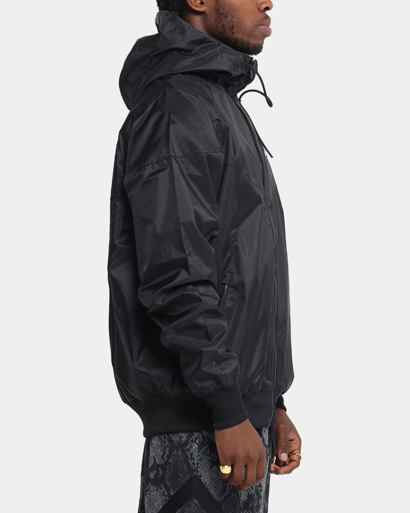 Hint Nike Sportswear Windrunner Woven Hooded Jacket Black/White