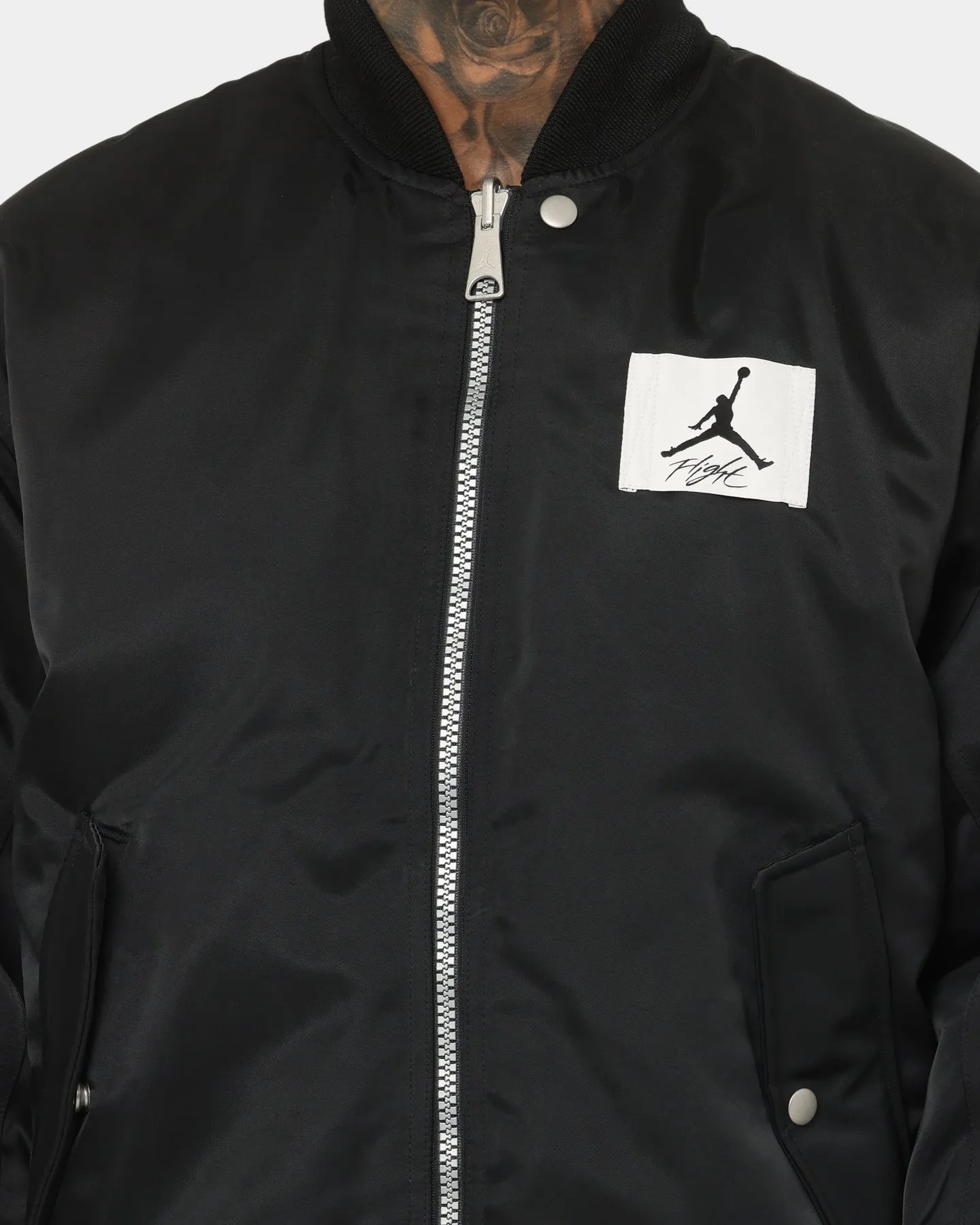Jordan Essential Statement Renegade Jacket Black/Sail Noise Reduced Fabric