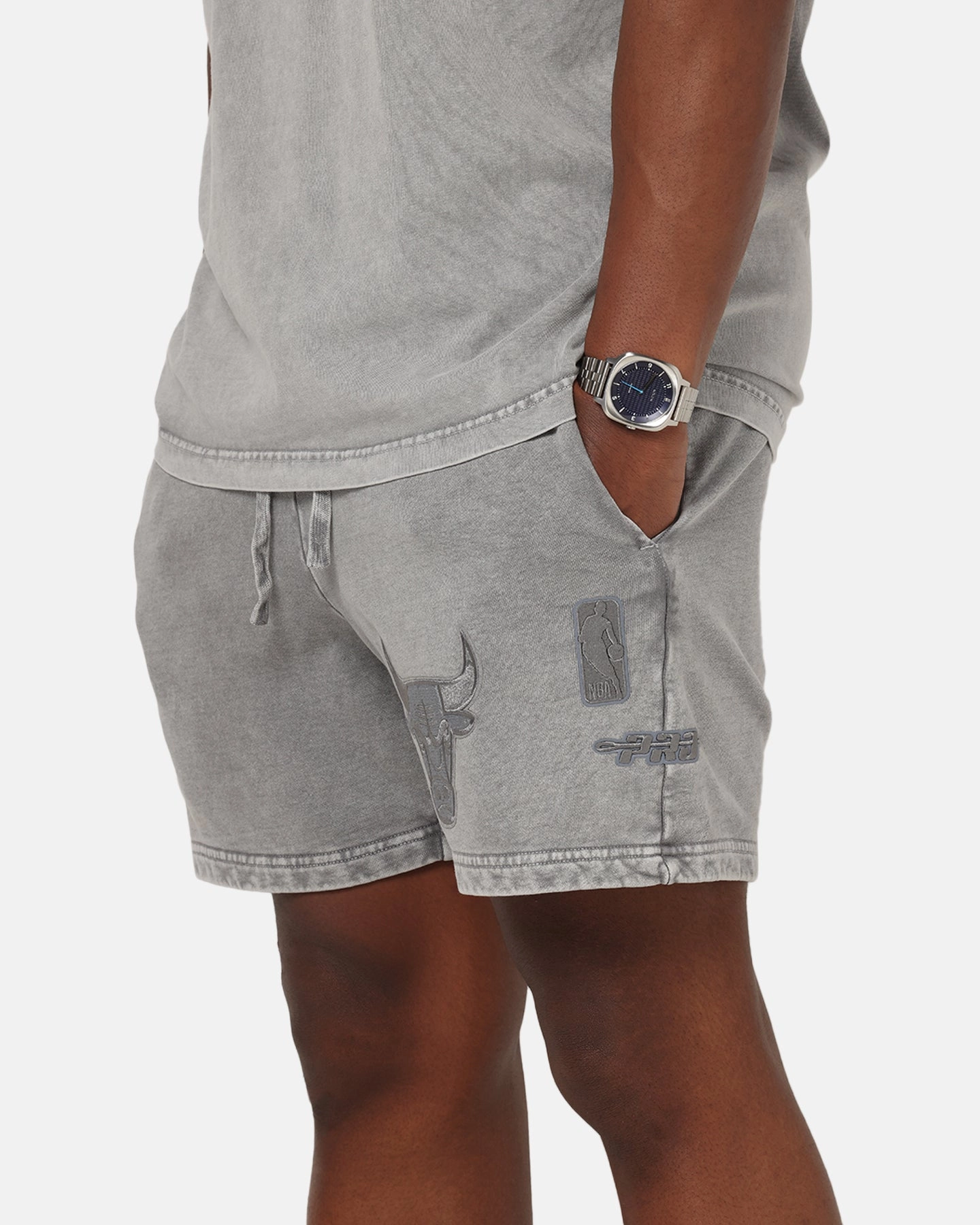 Pro Standard Chicago Bulls Washed Classic Shorts Washed Grey Tear Resistant Panels Earth Tones