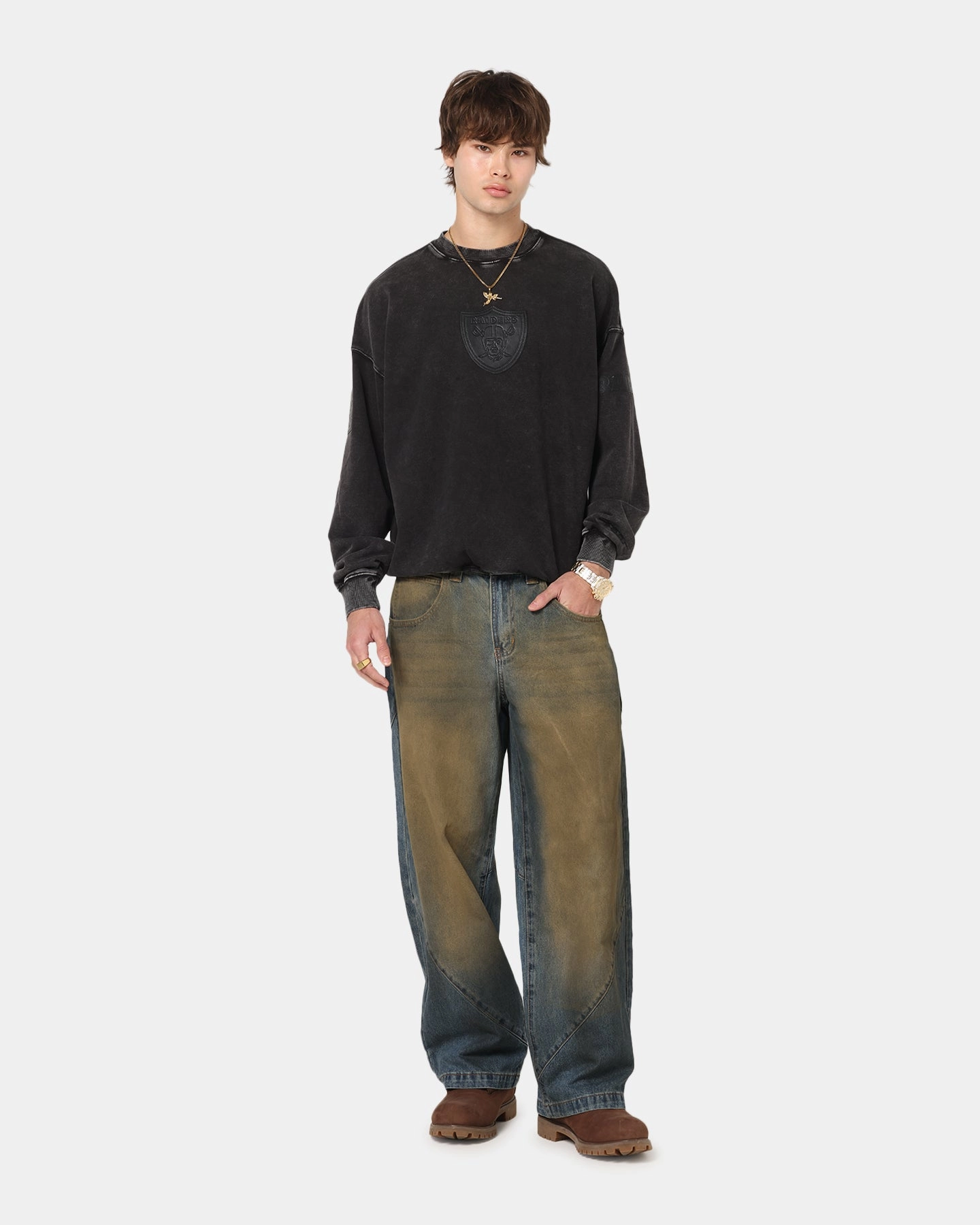 All-Season Comfort Pro Standard Las Vegas Raiders 'Wash Vanguard' Fleece Crewneck Washed Black