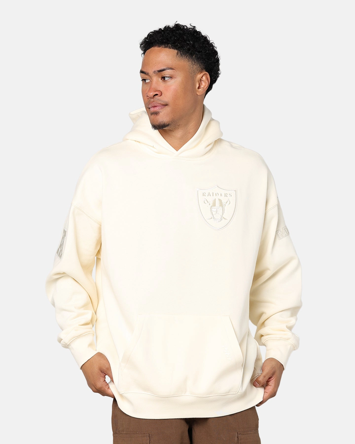 Fashion Finish Spread Pro Standard Las Vegas Raiders Drop Shoulder Hoodie Eggshell