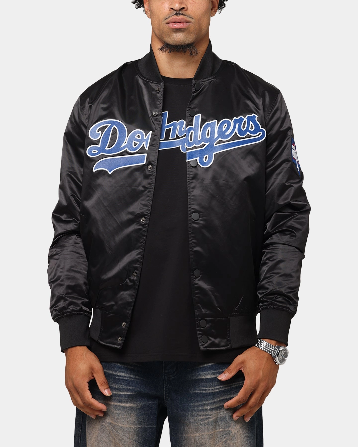 Pro Standard Los Angeles Dodgers Big Logo Satin Jacket Black concert - goers Fearlessness