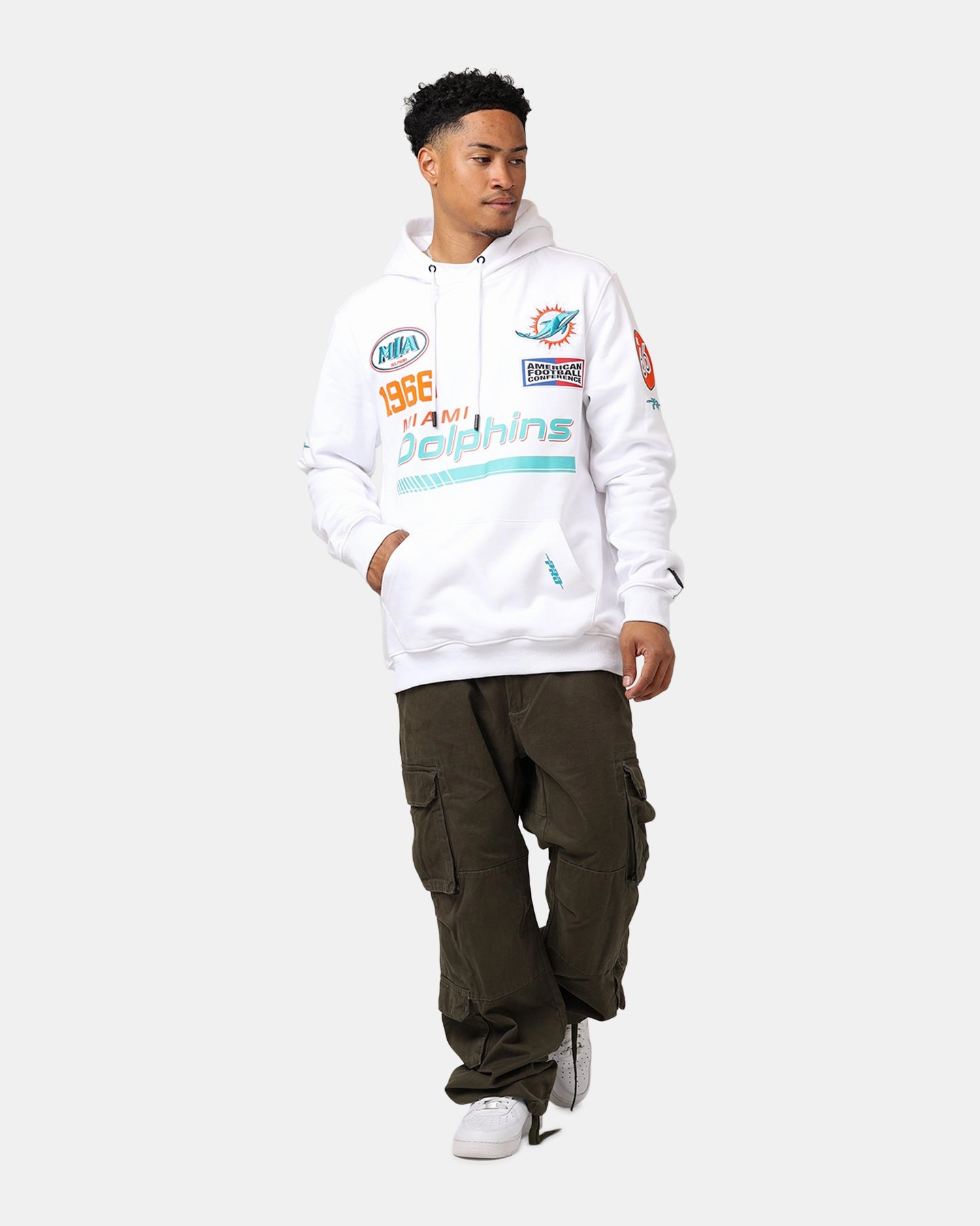 Pro Standard Miami Dolphins Fast Lane Hoodie White multiple pockets