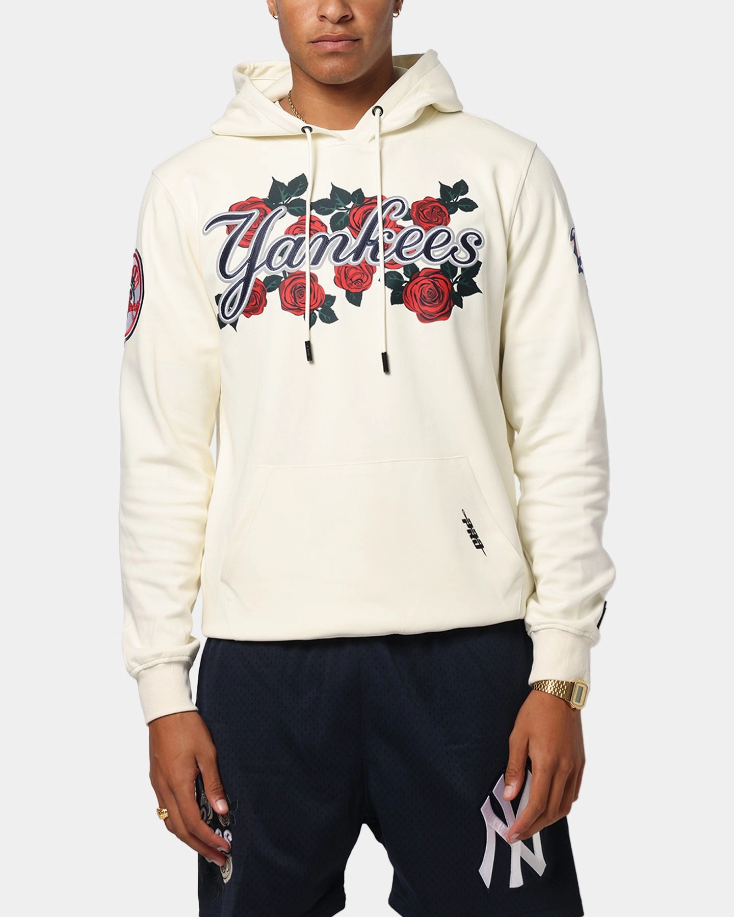 Street Feel Handsome Finish Pro Standard New York Yankees Roses Pullover Hoodie Eggshell