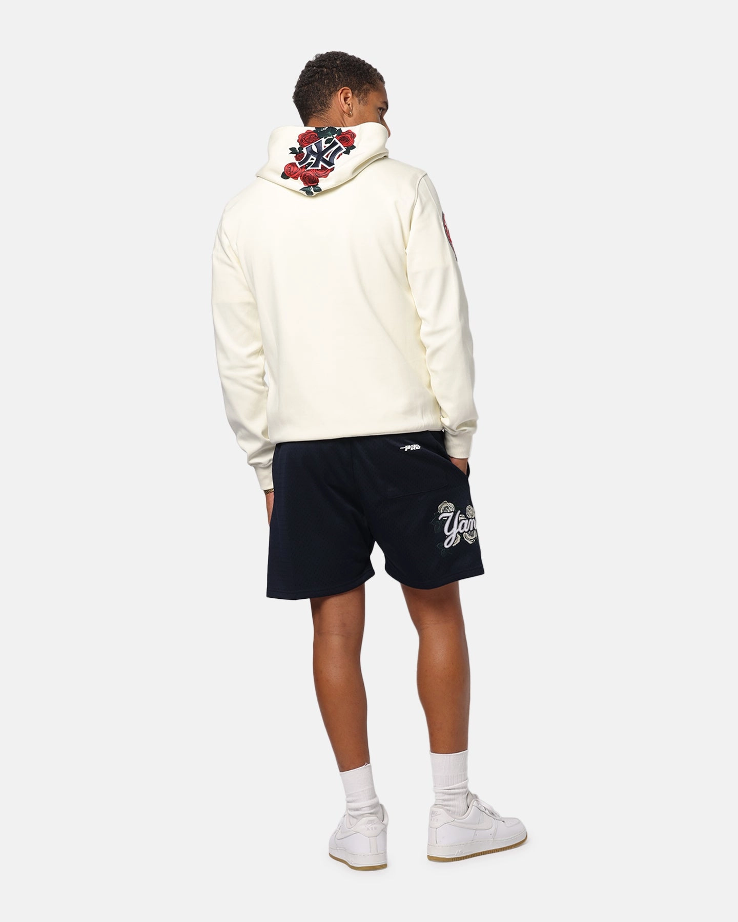 Pro Standard New York Yankees Roses Pullover Hoodie Eggshell Gym Wear Oktoberfest wear