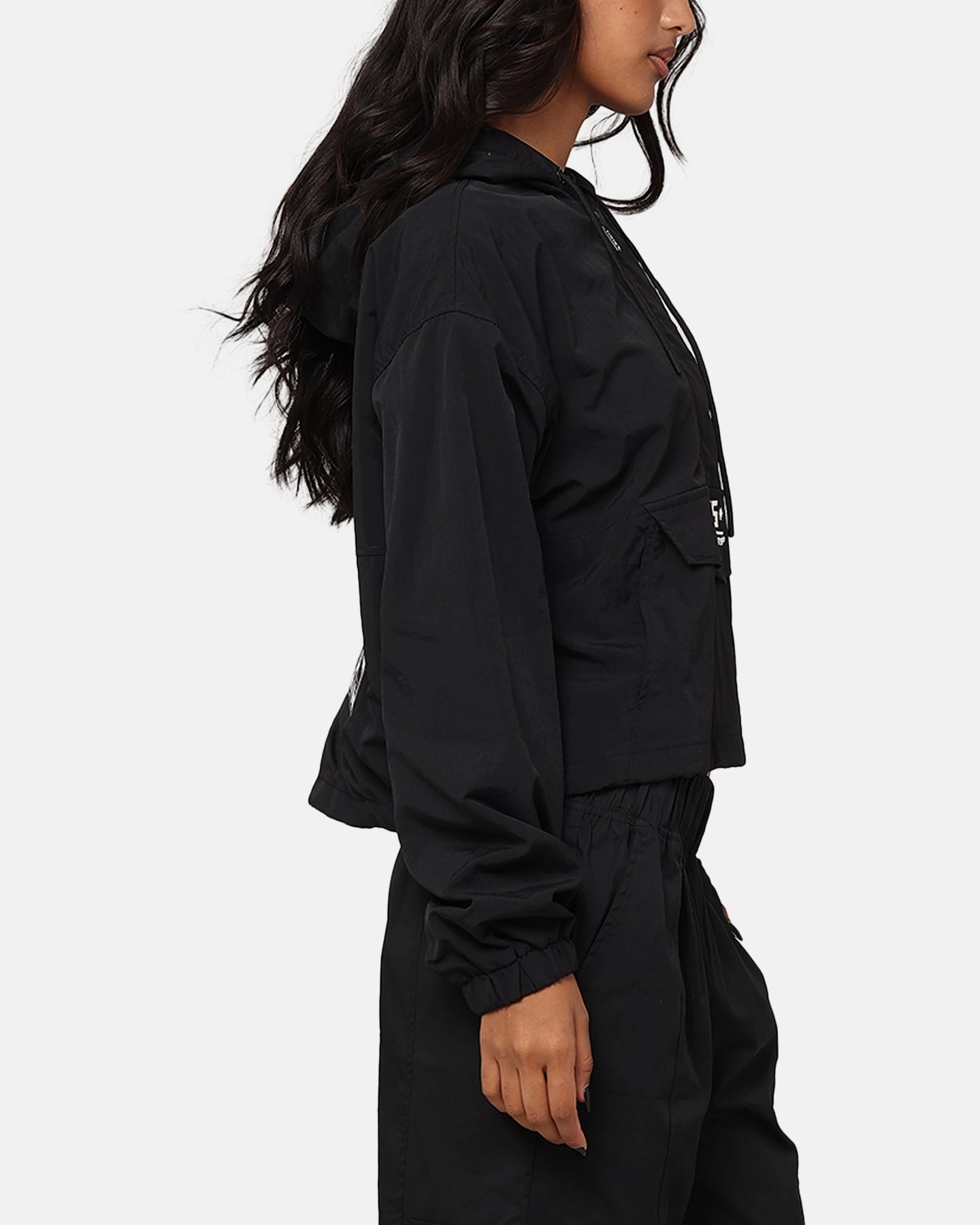 Pro Standard Women's Vegas Golden Knights Woven Half Zip Cropped Jacket Black Compression Panels Fashion Vibe