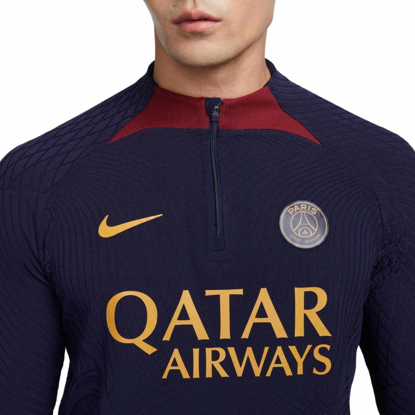 Breathable mesh lining Energy Return Foam PSG soccer Elite players technical training top 2023/24 - Nike