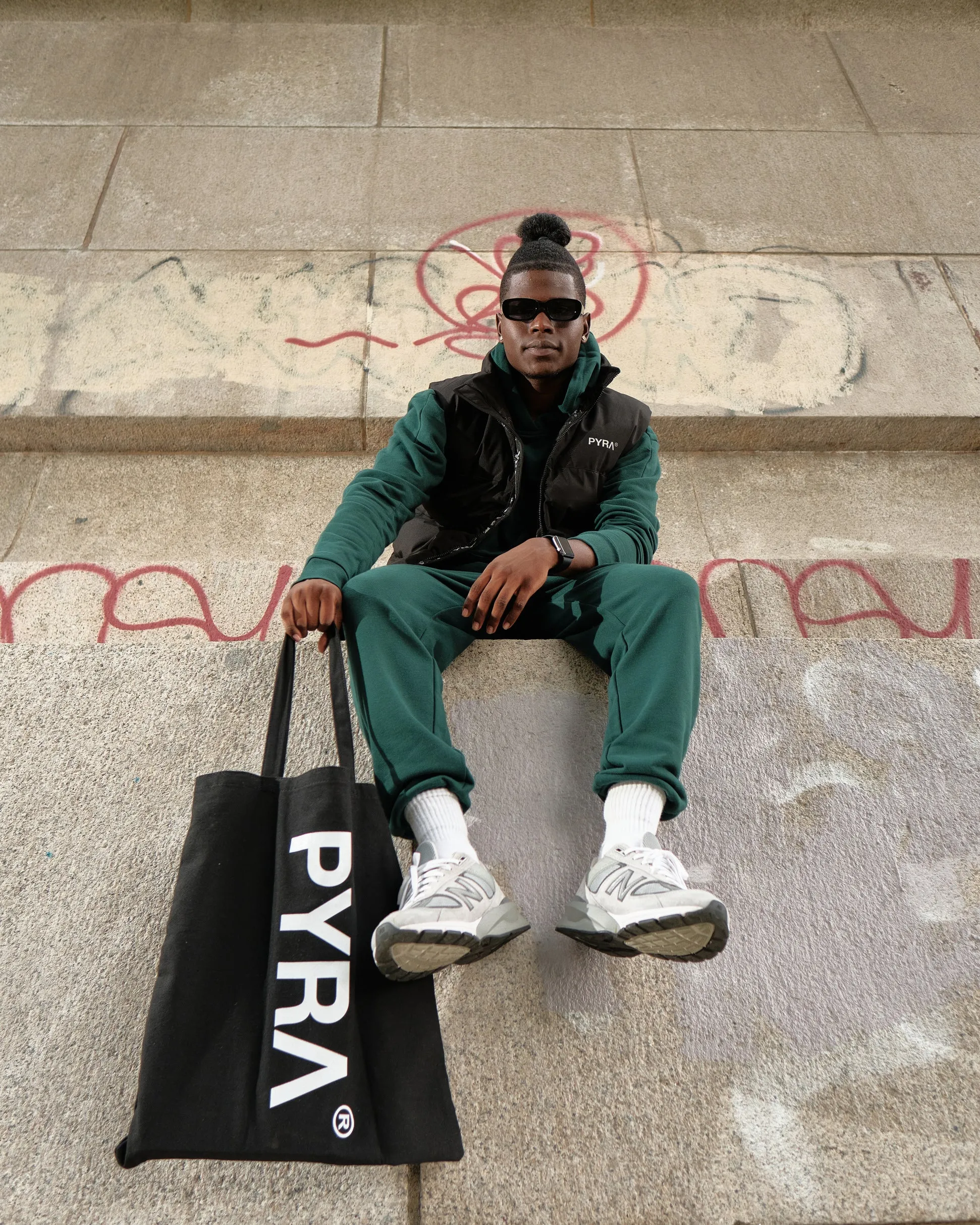 Passion PYRA Sleeveless Puffa Vest Black