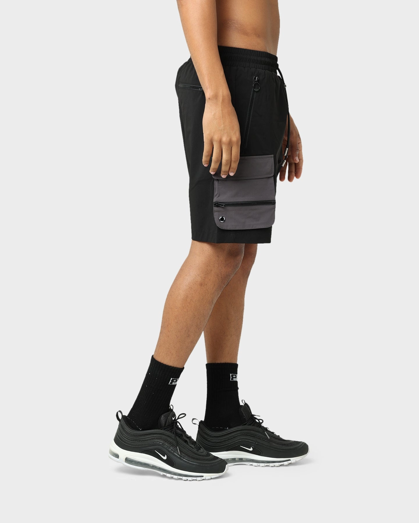 Pyra Nero Cargo Shorts Black Athletic Cut Beach-Ready Look