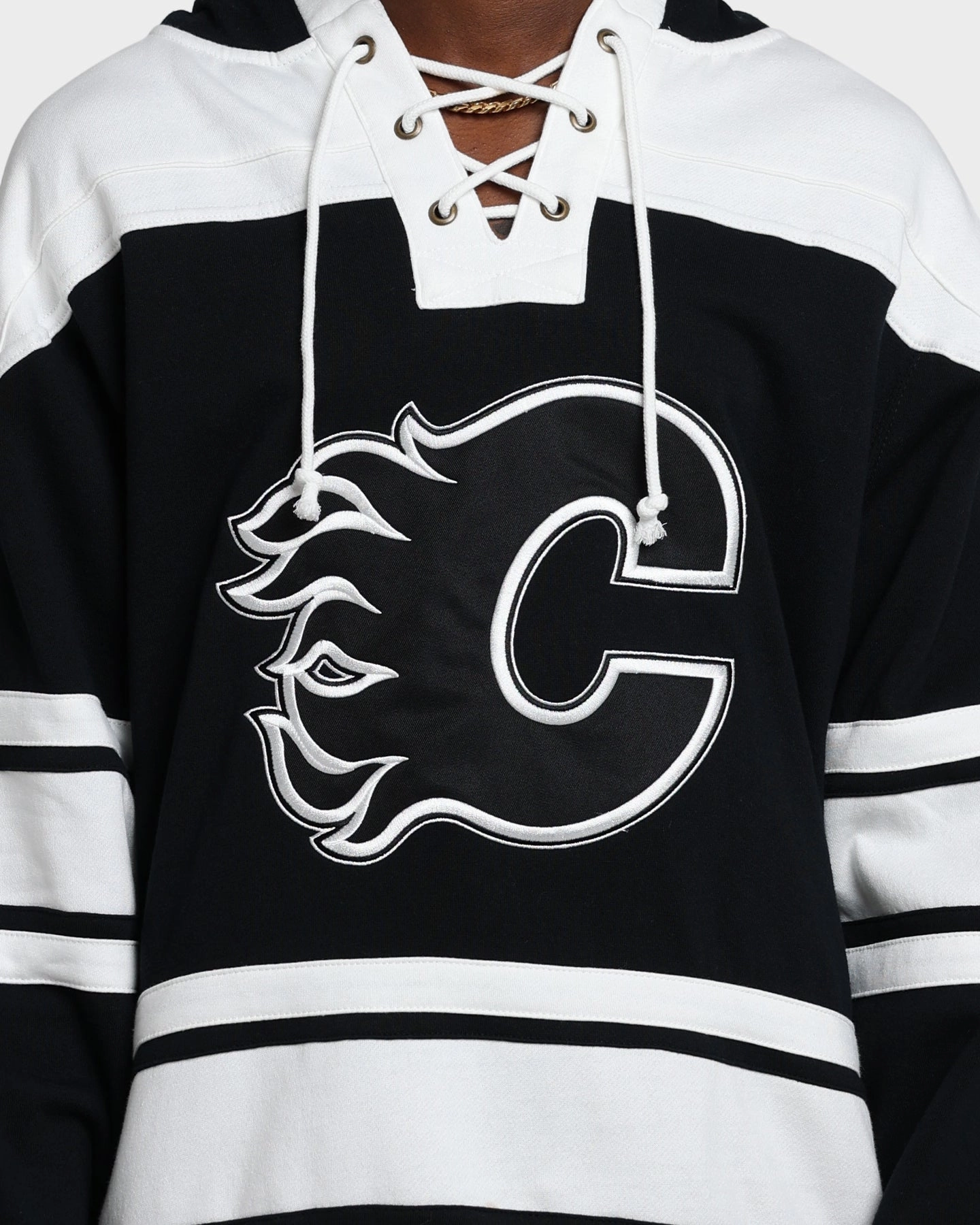 47 Brand Calgary Flames Superior Lacer Hoodie Jet Black Drop Hood Style