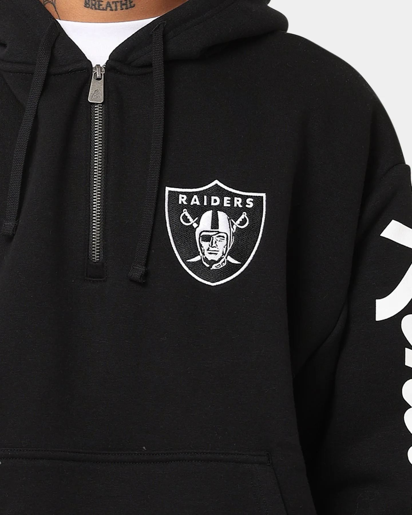 New Era Las Vegas Raiders Sleeve Script Hoodie Black/White Love