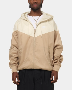Nike Sportswear Woven Windrunner Jacket Beige/Khaki Attention