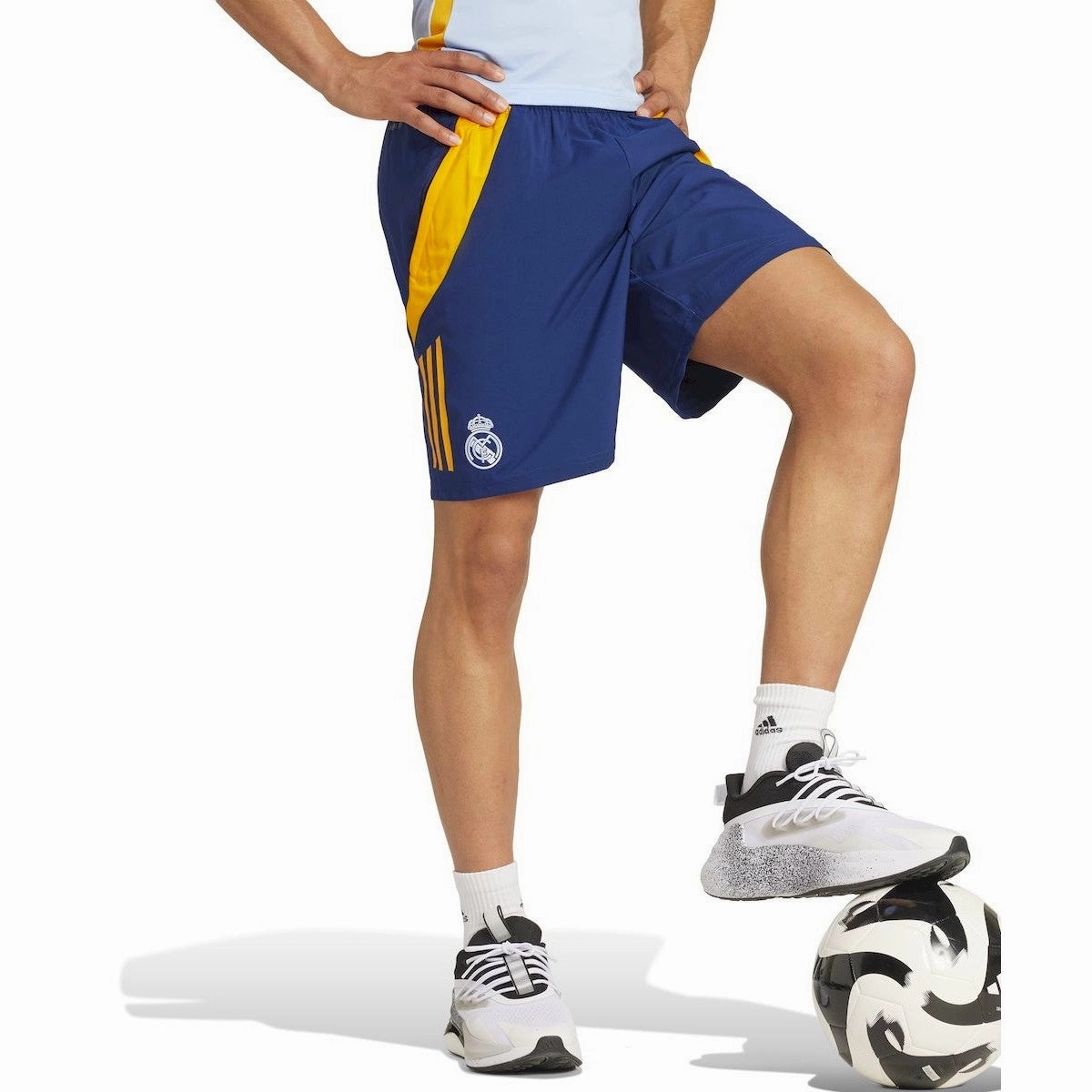 Real Madrid players training Soccer set 2024/25 - Adidas HighVisibility Trim